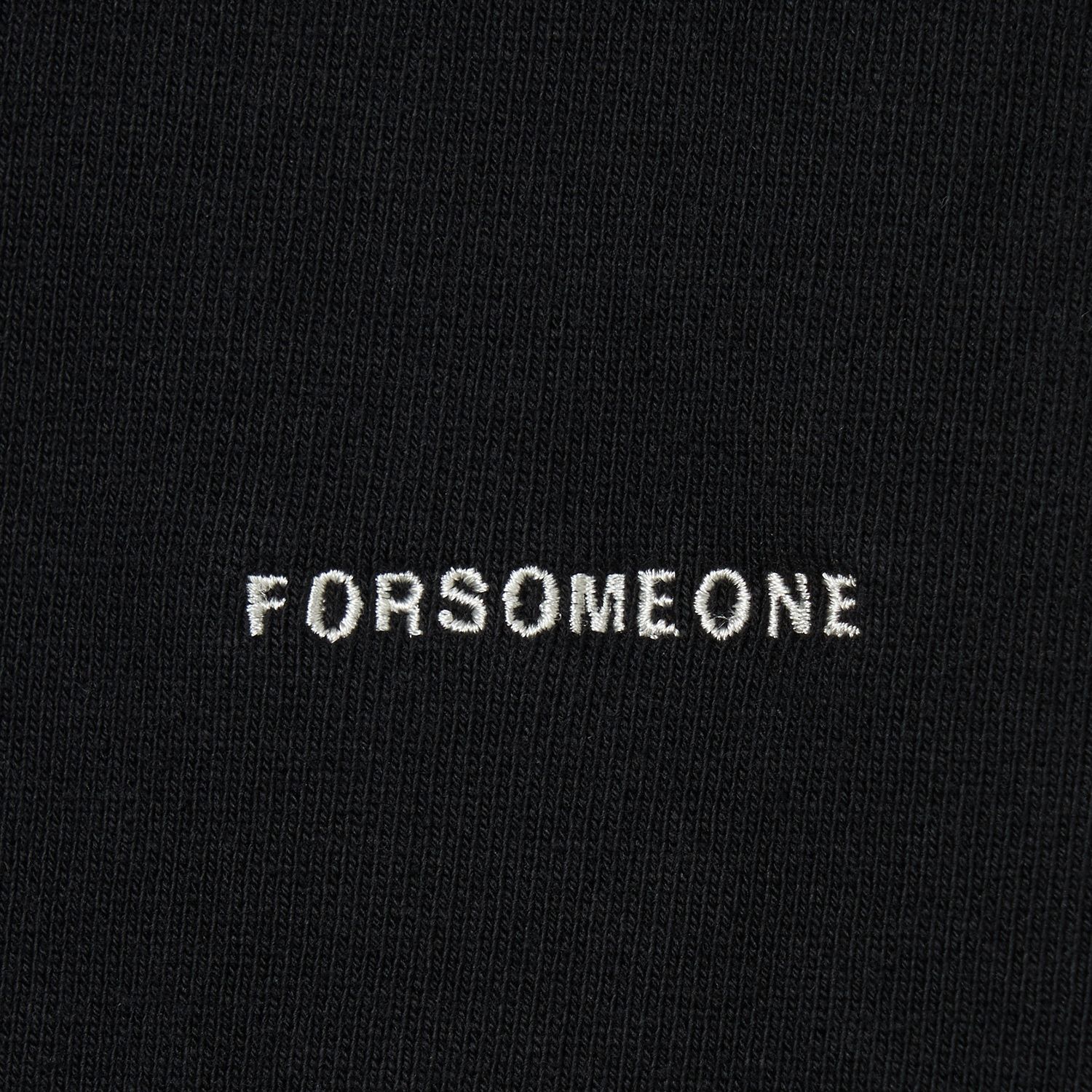 FORSOMEONE - LOGO HOODIE (BLACK) / パーカー ブラック | chord