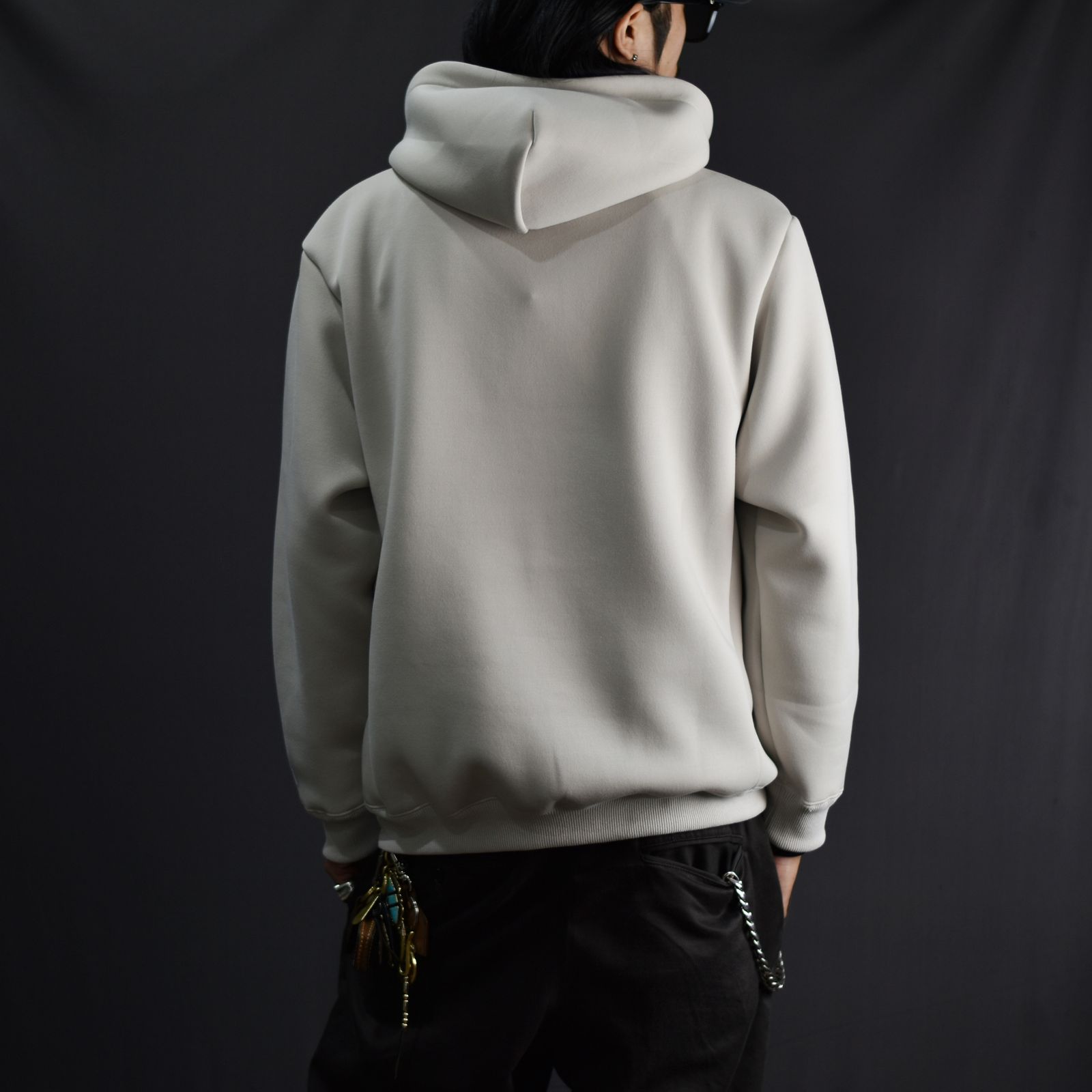 MULTI WAY DOUBLE KNIT PULLOVER HD (IVORY) / ダンボールニット プルオーバーパーカー