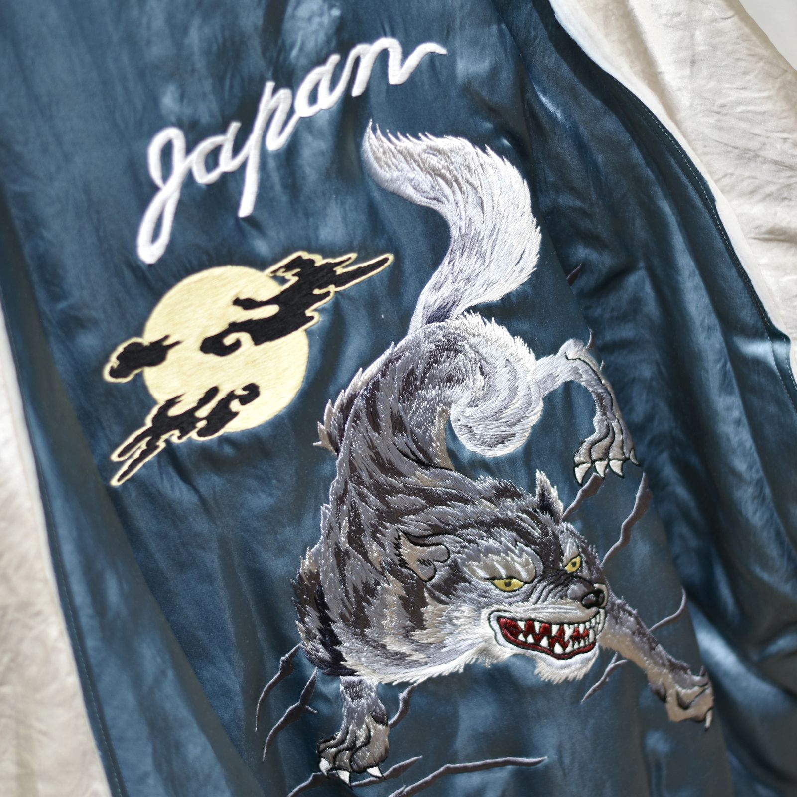 独特な 【送料無料】 スカジャン el EMBROIDERED WOLF conductorH ...