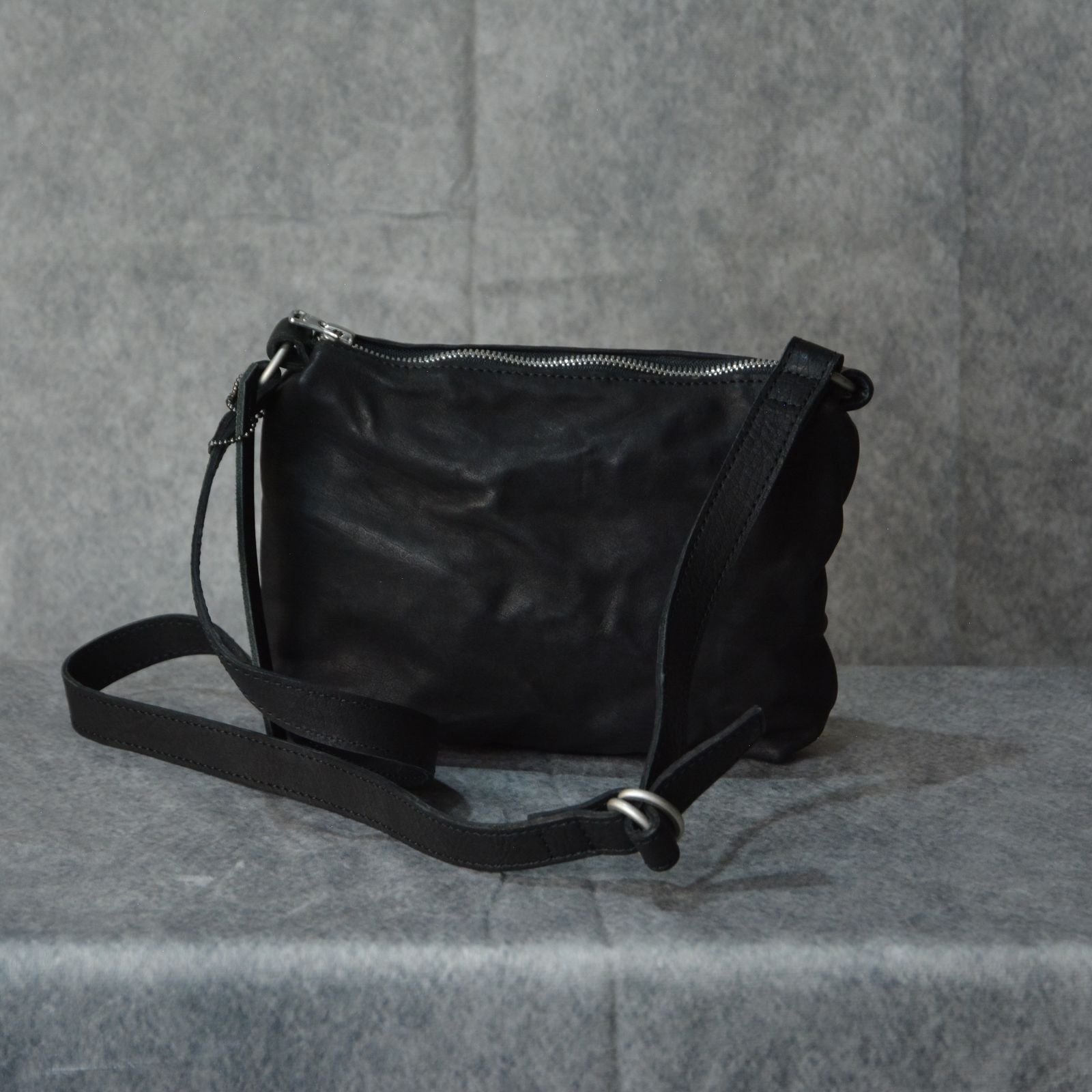 ジャパンカーフ タンニン鞣し 製品洗い加工 （BLACK）
