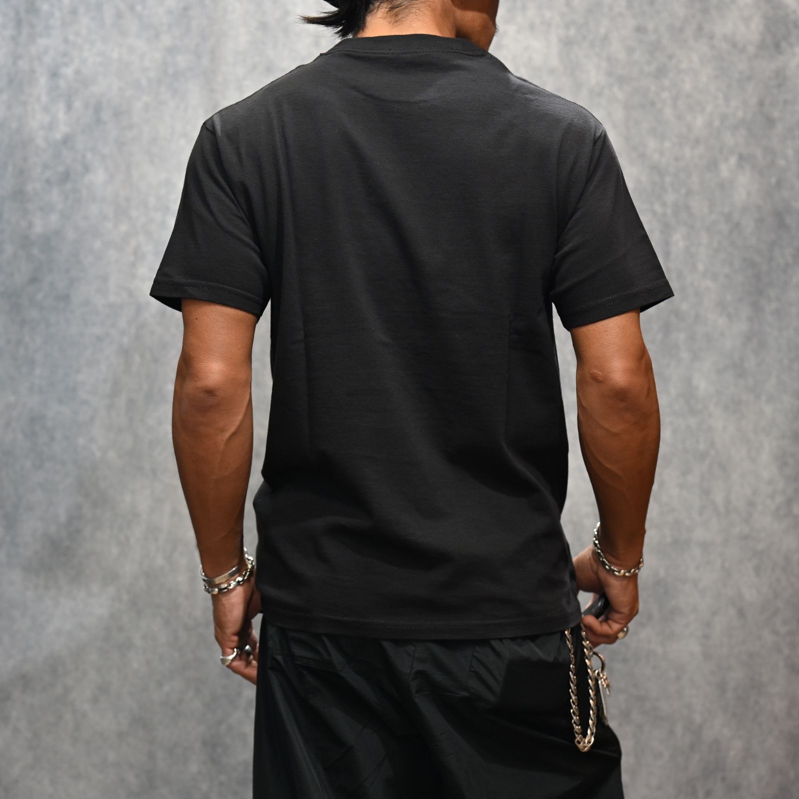 × MASSES “ROUND NECK” SHORT SLEEVE T A Ys （BLACK） / ML-T71-990-2