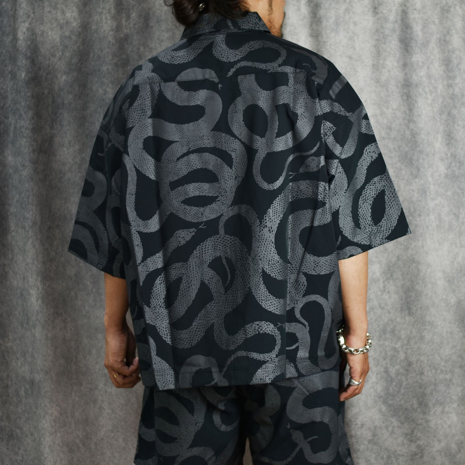 DOTAIR®︎ SNAKE PATTERN ZIP SH ＜REFLECTOR＞ (BLACK) / ドットエア スネーク総柄 半袖シャツ