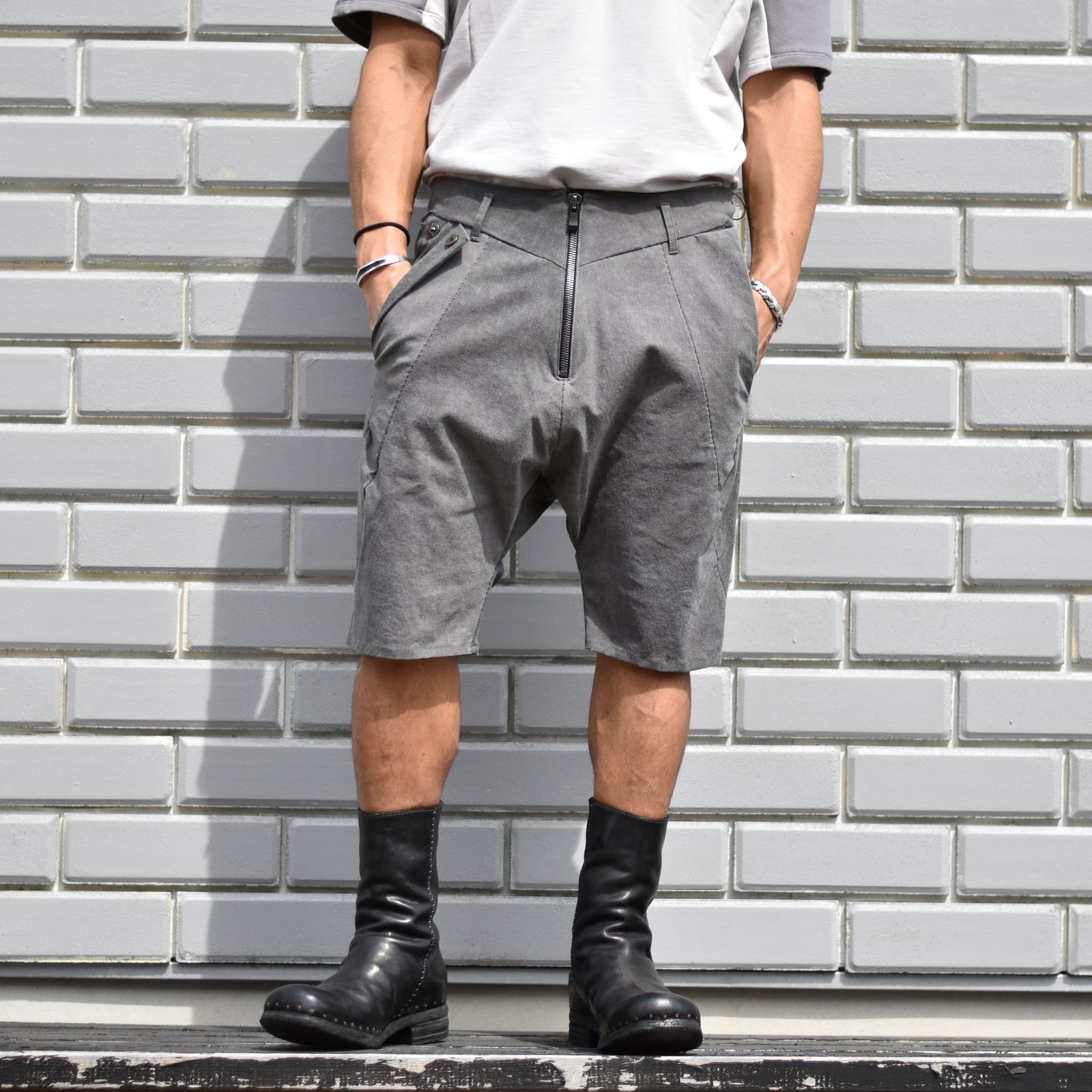 FRONT ZIP SARROUEL SHORT PANTS / UNLINED