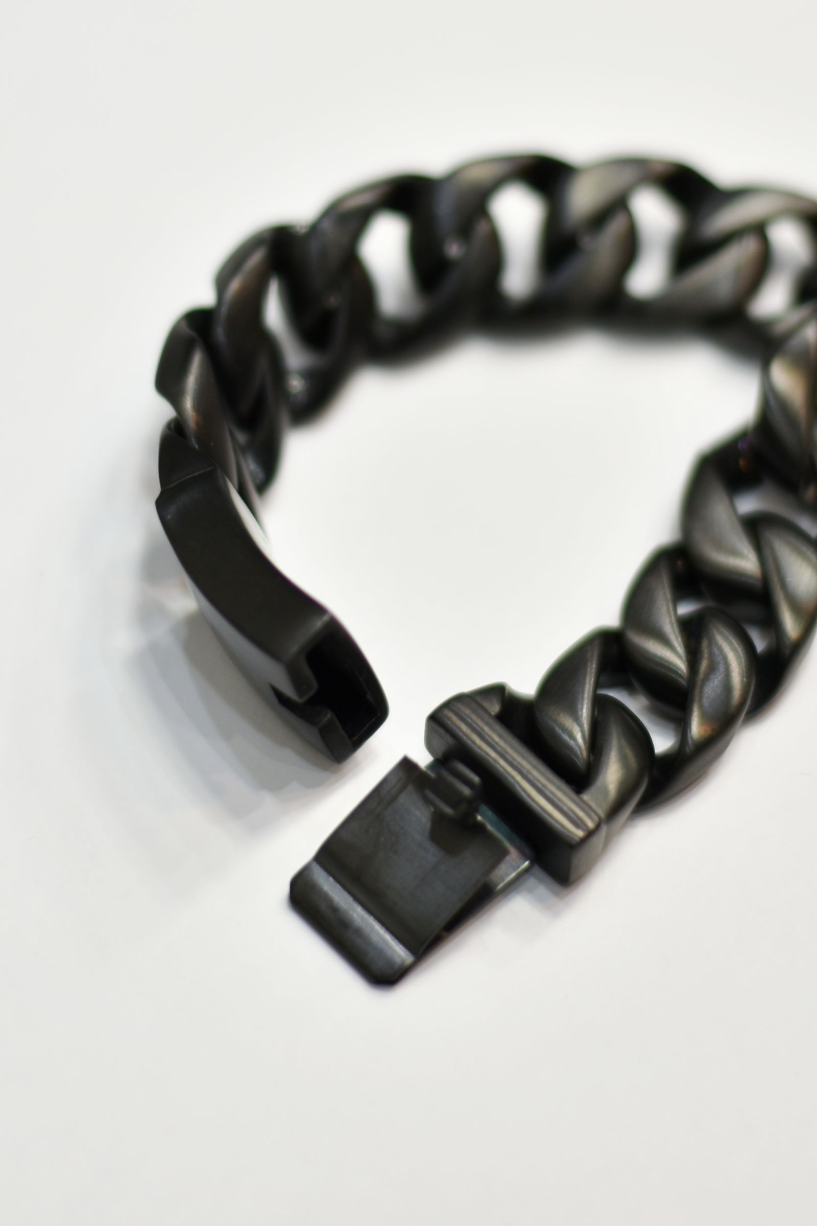 vic by gunda / ヴィク / V-BR-01 / Black
