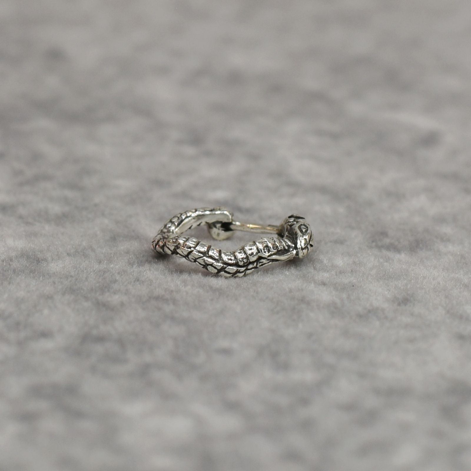 × D.O.D SILVER SNAKE PIERCE ＜EXCLUSIVE＞ (SILVER)｜× ディーオーディー スネーク ロール ピアス｜CL-25AW001JW EX