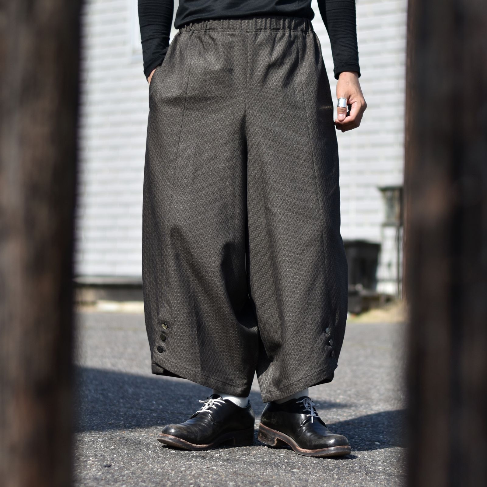 kujaku - hozuki pants (gray) | chord online store