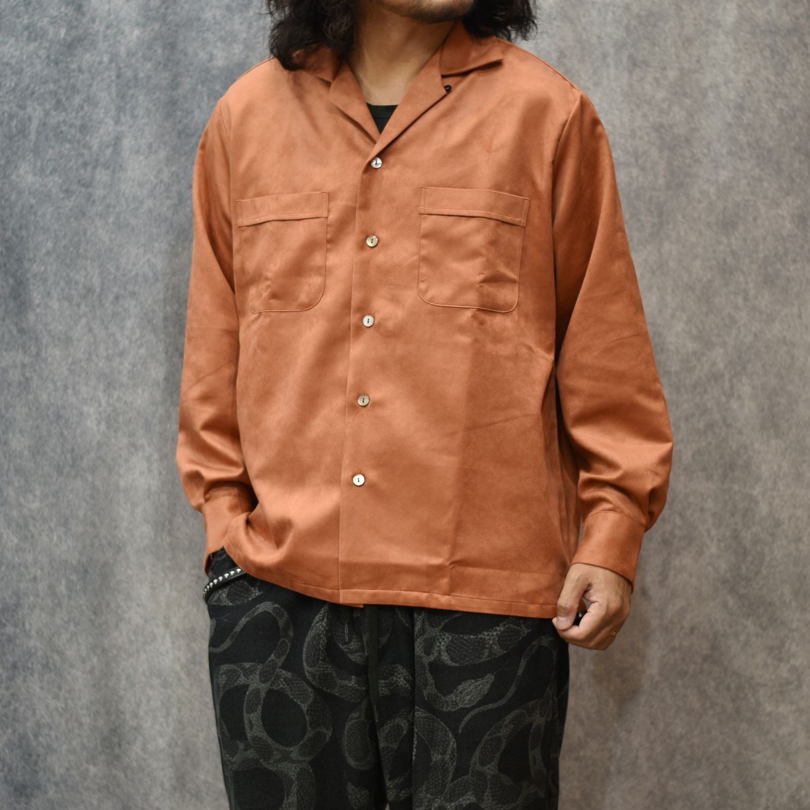 FAUX SUEDE SH (ORANGE)｜フェイクスエード オープンカラー 長袖シャツ｜CL-25AW007