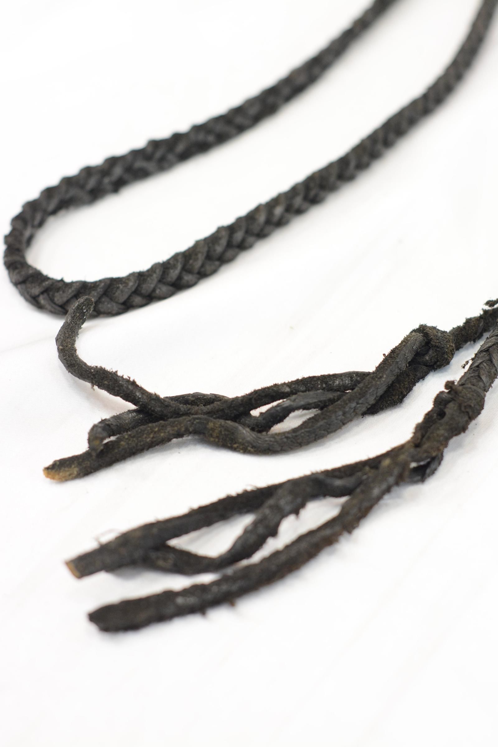× JUN UEZONO / NECKLACE HAIRLOOP