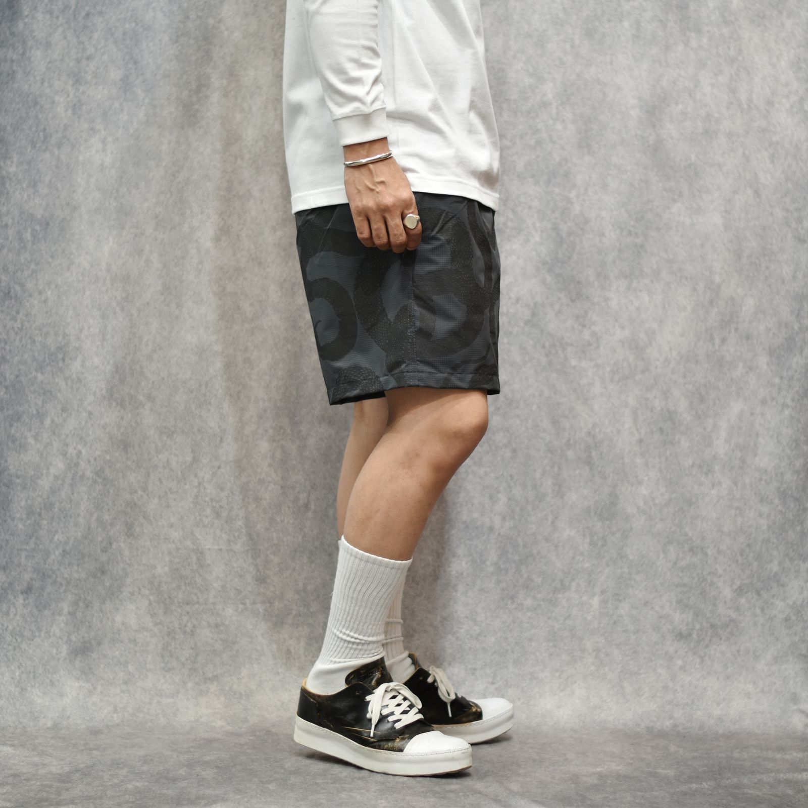 DOTAIR®︎ SNAKE PATTERN EASY SHORTS (CHARCOAL)｜スネーク総柄 イージーショーツ｜CL-26SS006ULT