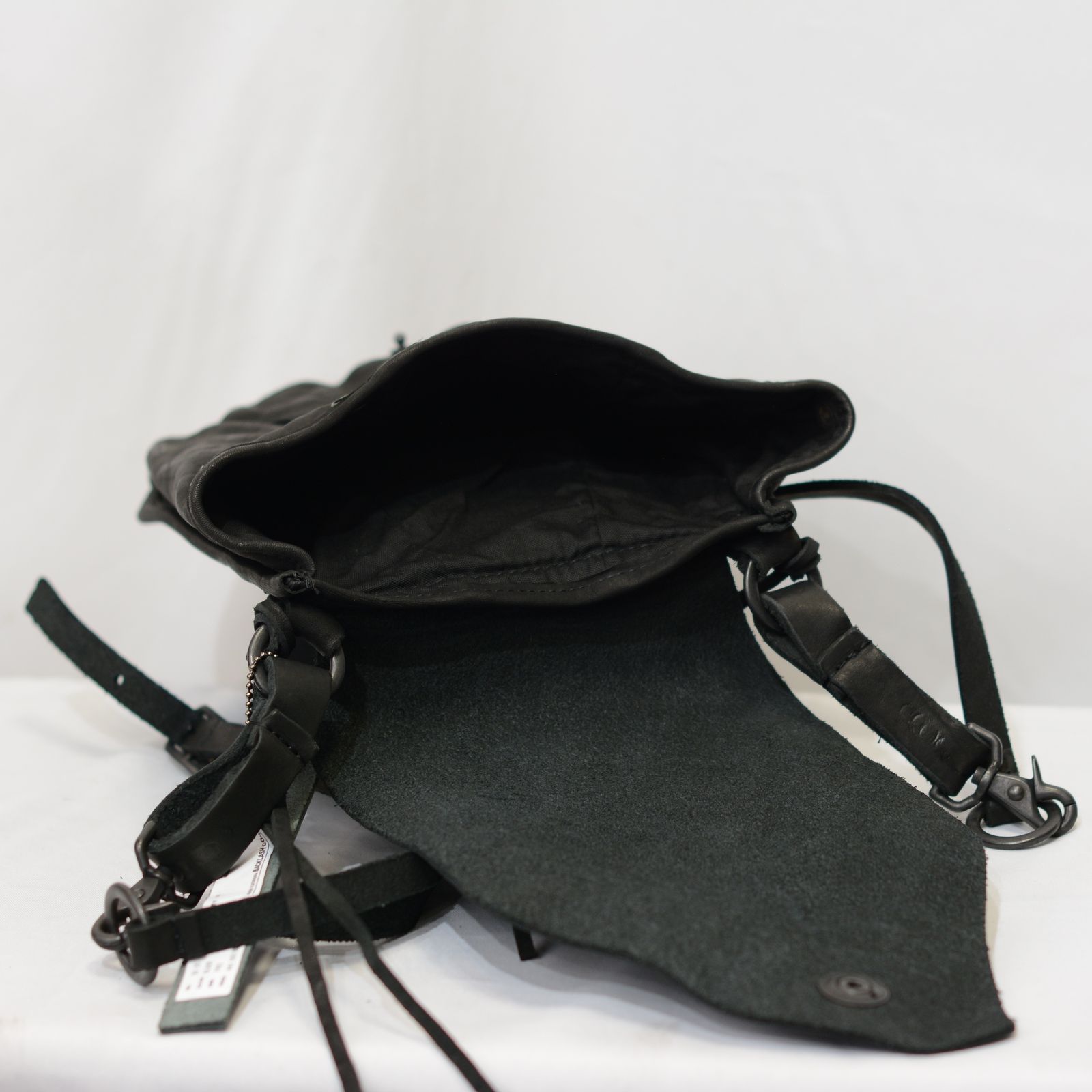ジャパン ダブルショルダー フルタンニン製品染め バッグ （BLACK）