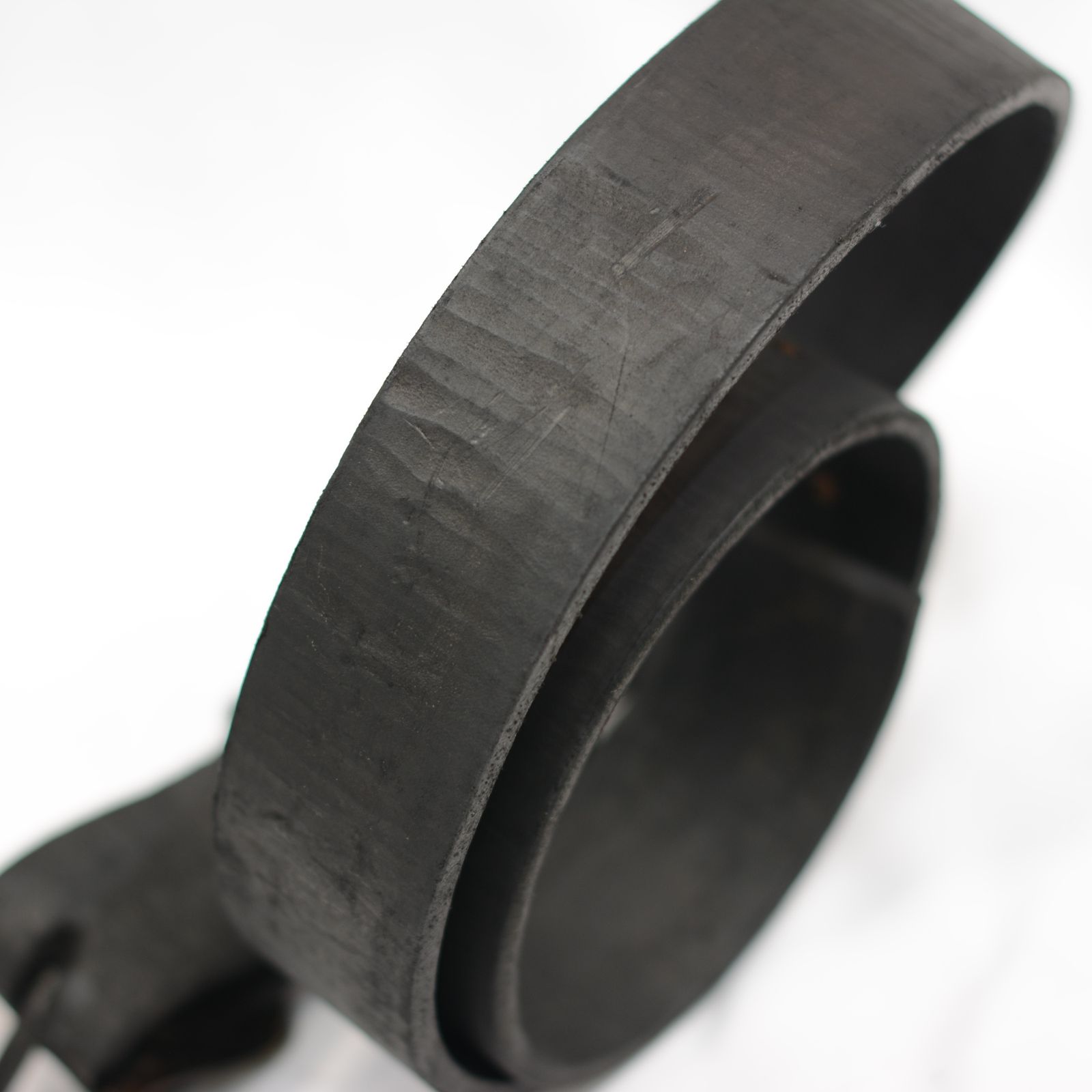 "HANDGRAVING LEATHER BELT"