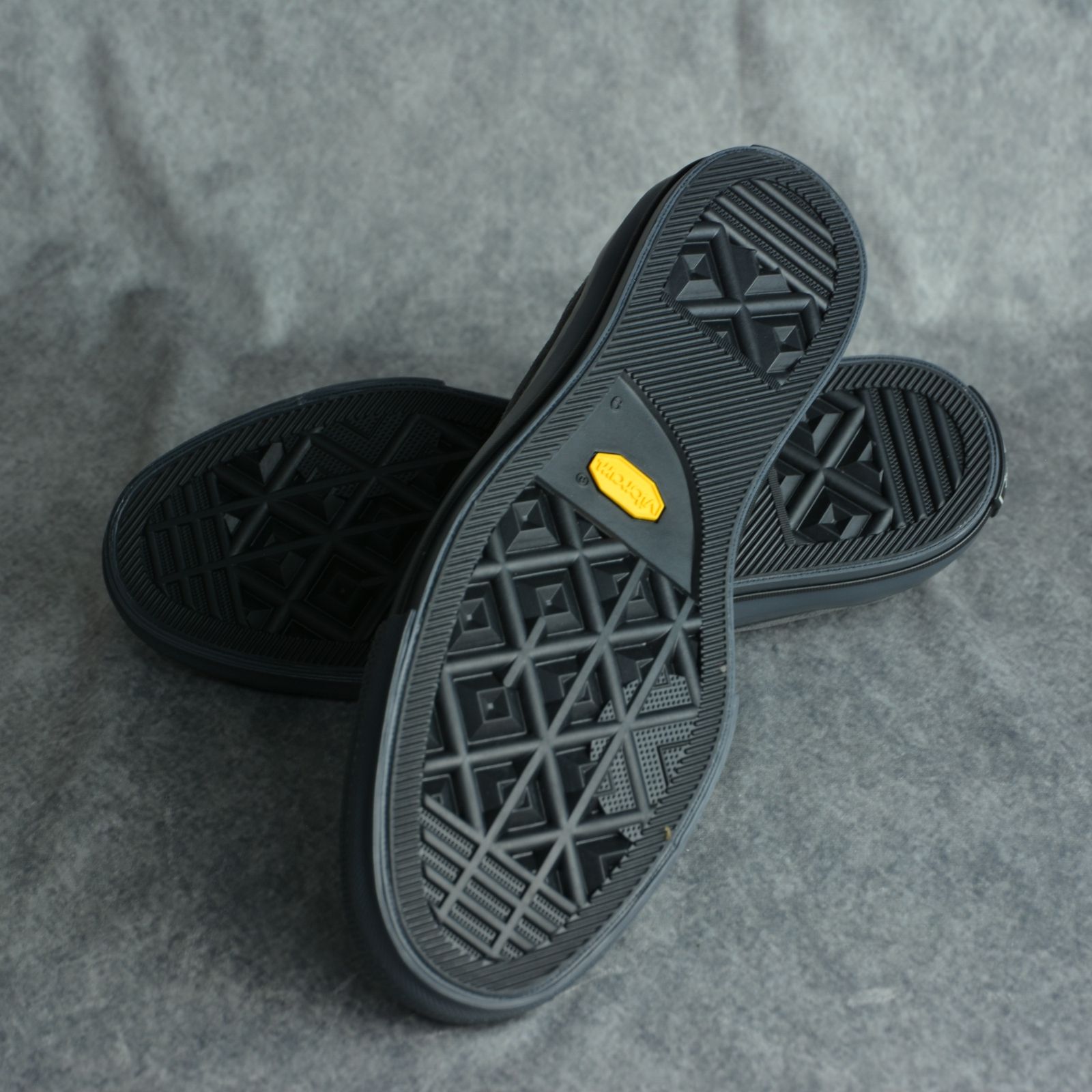 × CONVERSE ADDICT （CHARCOAL） コンバース アディクト （チャコール）