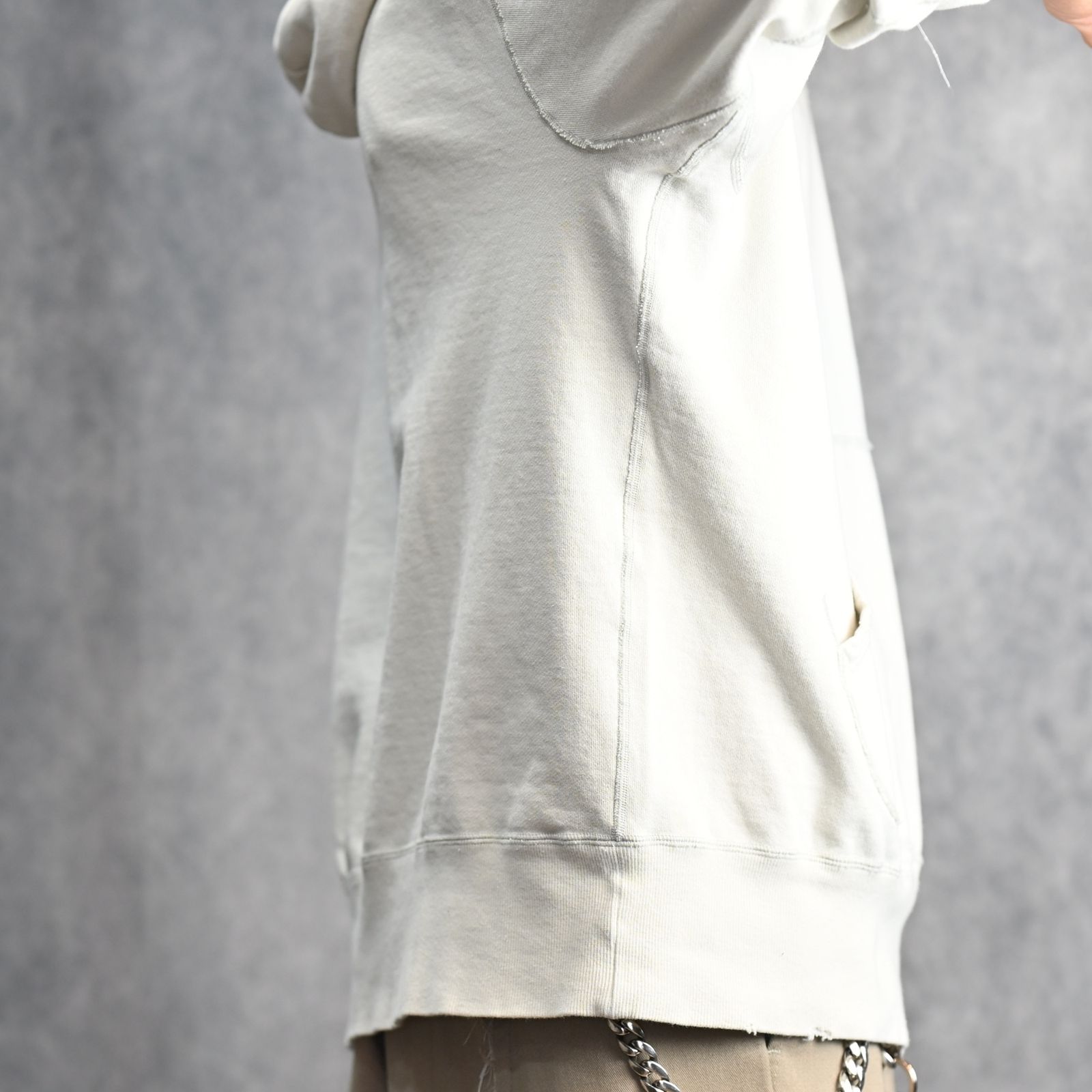 W-V AFTER HOODIE (OFF WHITE / オフホワイト) パーカー フーディー 2401002M