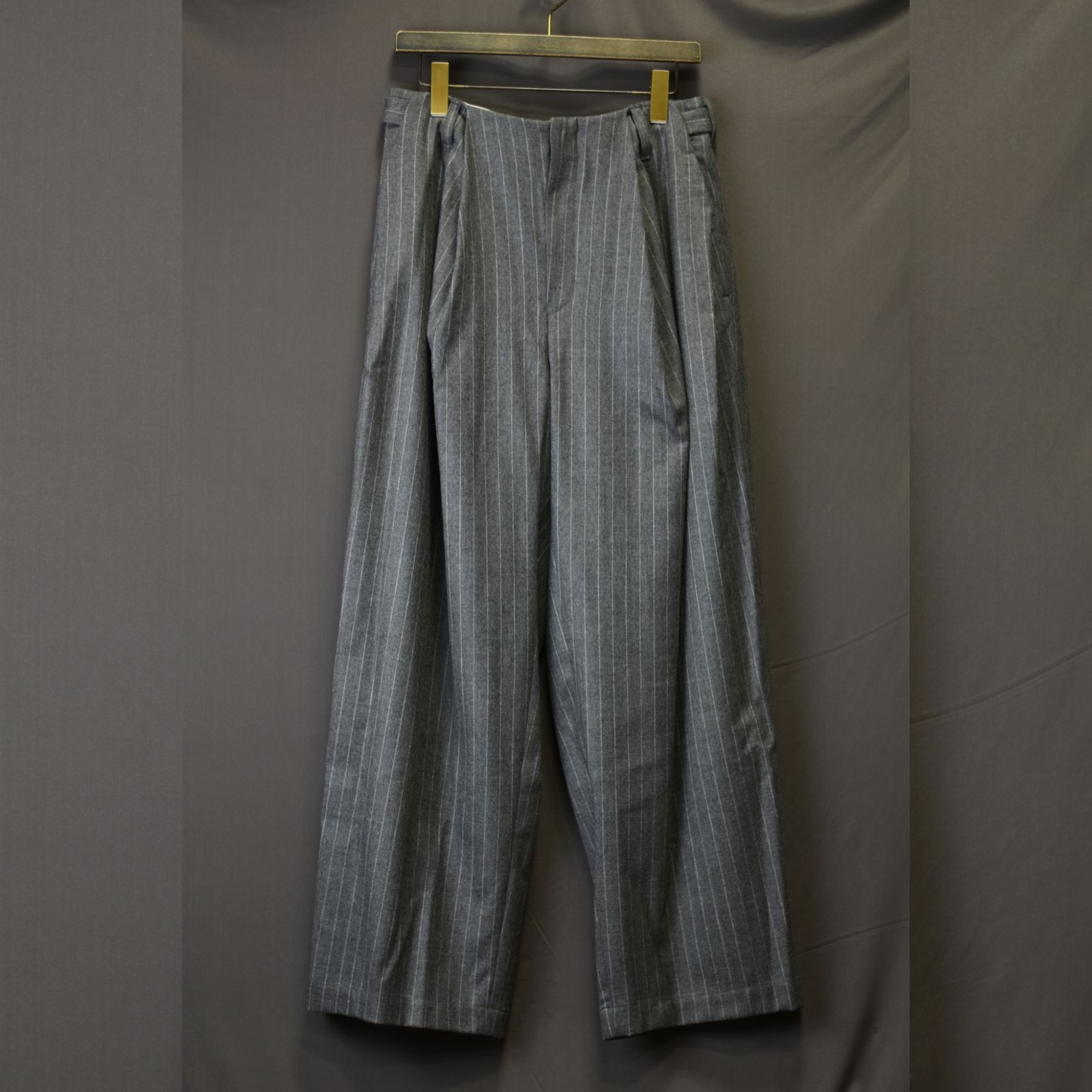 ポケットタックワイドパンツ / LB23AW-PT05-GST (GRAY STRIPE)
