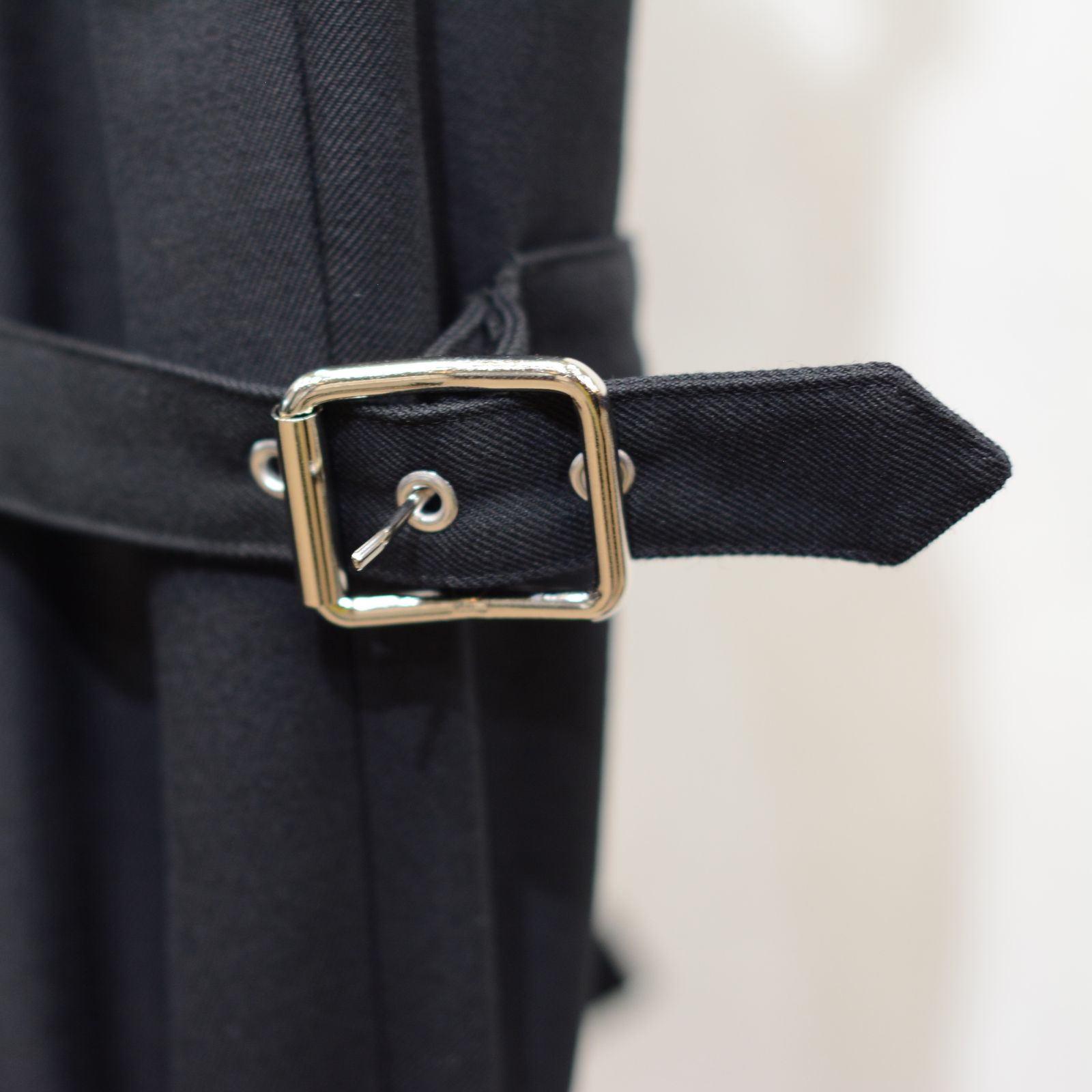 関税/送料込★Rest&Recreation★PIPING WOOL PANTS Rest & Recreation】 PIPING WOOL PANTS / 追跡付