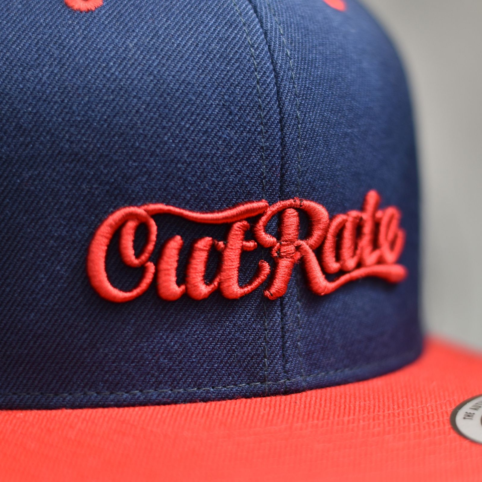 CUTRATE LOGO EMBROIDERY B.B CAP (NAVY/RED)｜ロゴ刺繍 ベースボールキャップ｜CR-26SS004