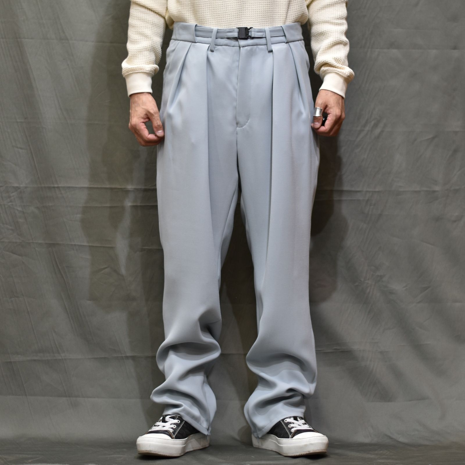 2タックストレート&フレアパンツ / LB22SS-PT01-DT (PALE BLUE)