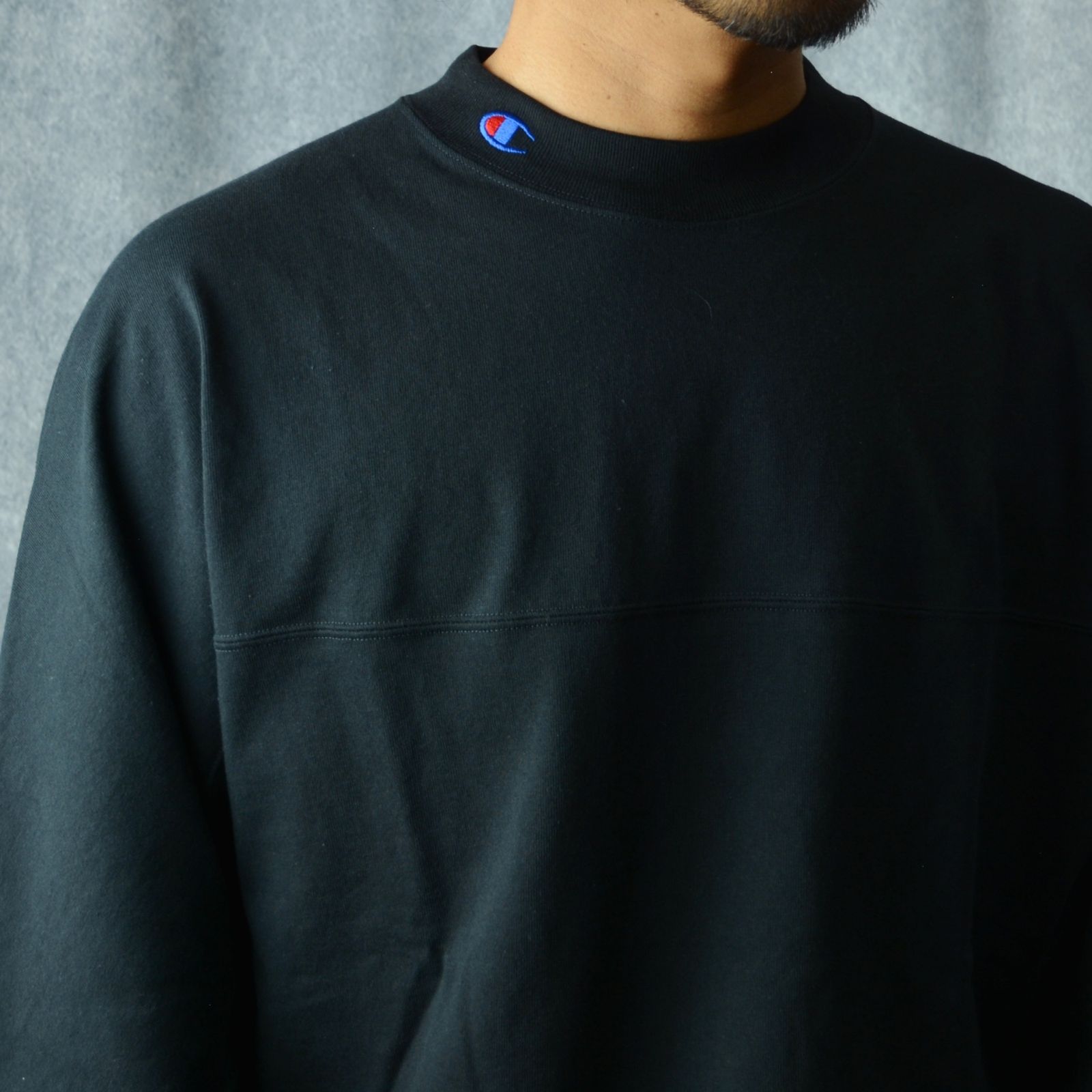 × champion football T-SH （BLACK） /  フットボールTシャツ （ブラック）