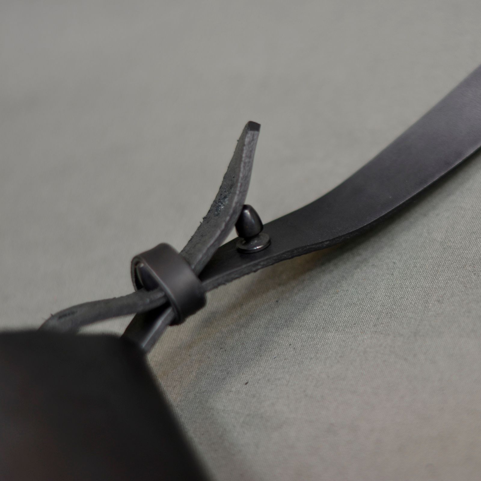 GUIDI オイルカーフ ハンドバッグ