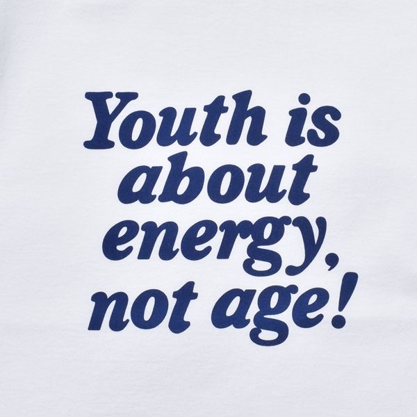 Youth is about TEE （WHT） プリント Tシャツ （ホワイト）｜MDFBF08403