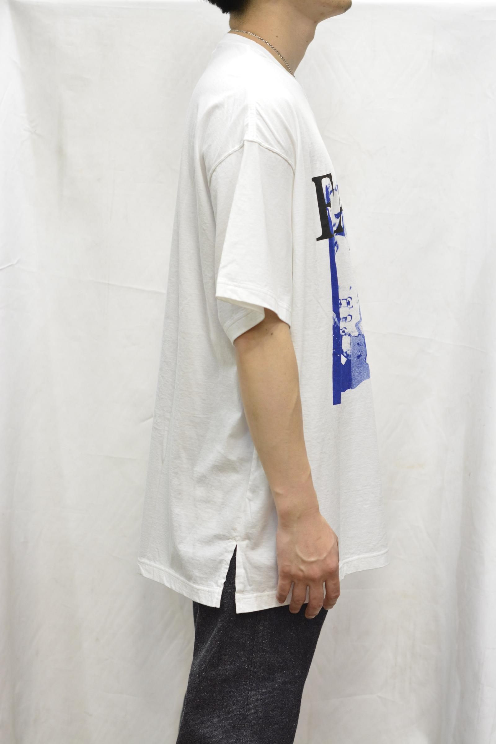 MOVIE TEE 4 / BLUE VELVET (WHITE)