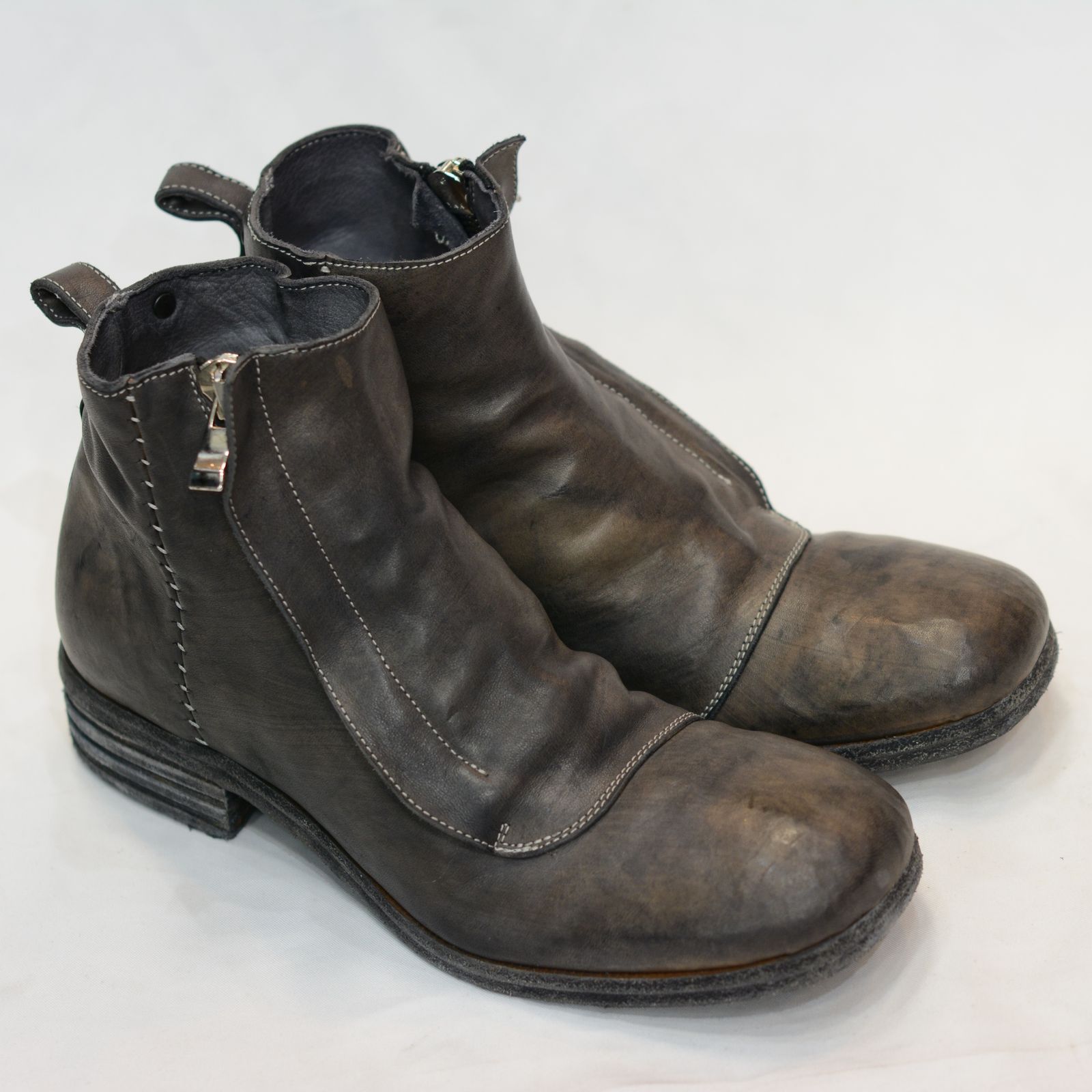 HORSE LEATHER WF-1 WRAP FRONT W/ZIP LINED LEATHER SOLES