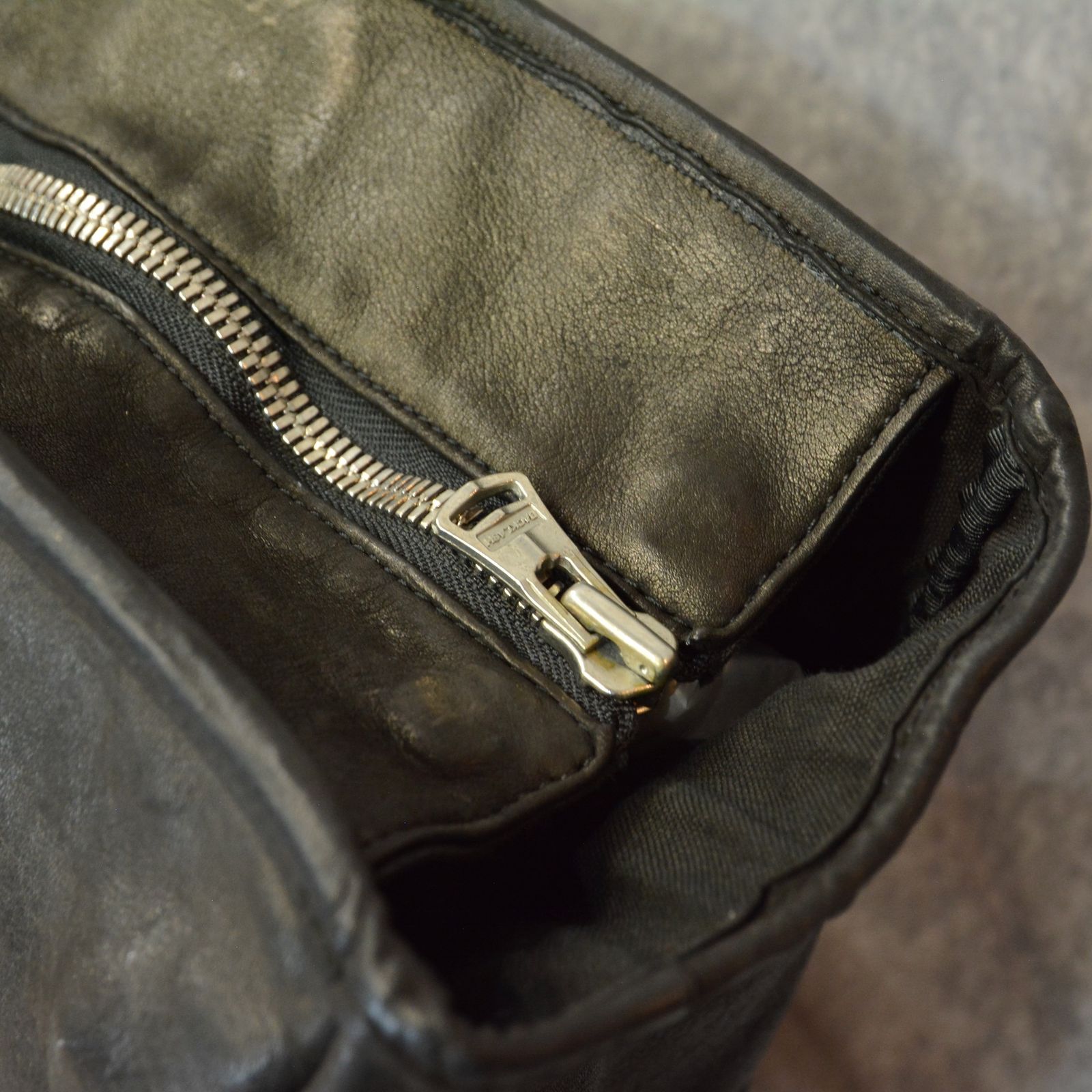 ISAMU KATAYAMA BACKLASH - JAPAN STEER GARMENT-DYED TOTE-BAG