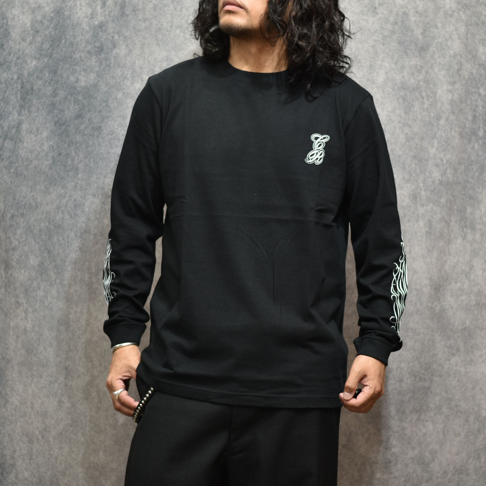 PINSTRIPE L/S TEE (BLACK)｜プリント ロンT｜CR-26SS011