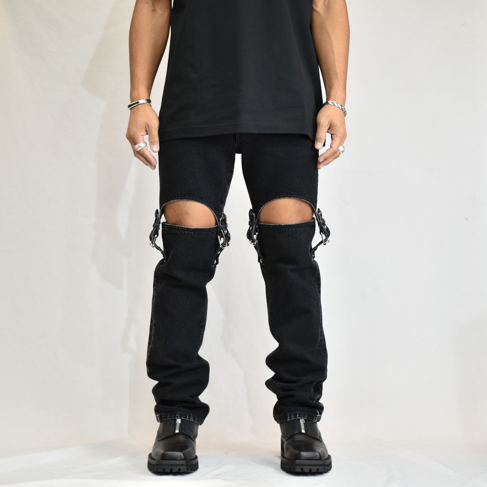 JOHNLAWRENCESULLIVAN - Washed denim detachable pants” | chord