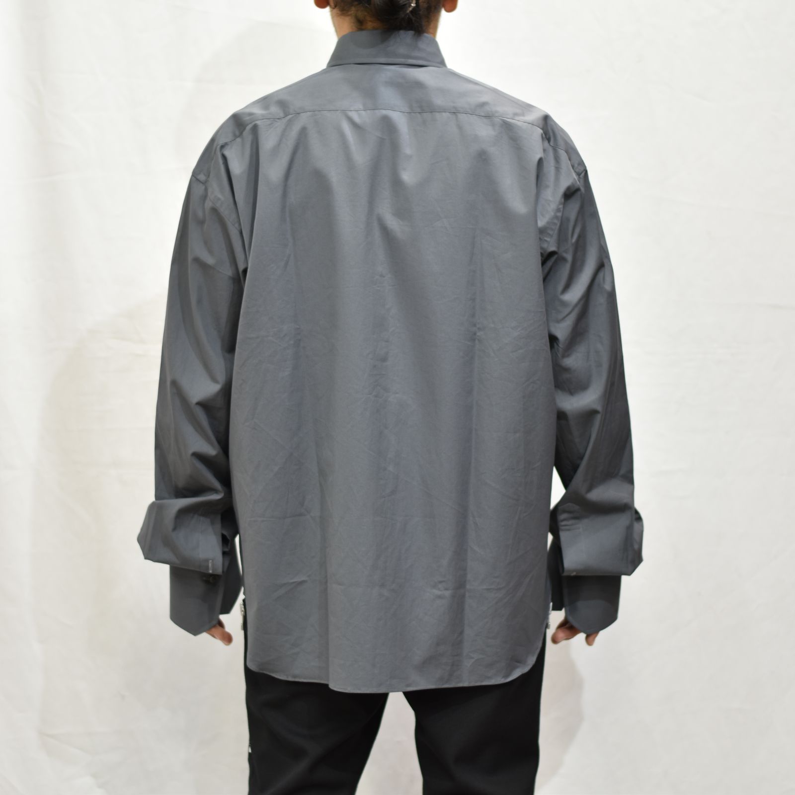 BROADCLOTH LONG CUFF SHIRT”