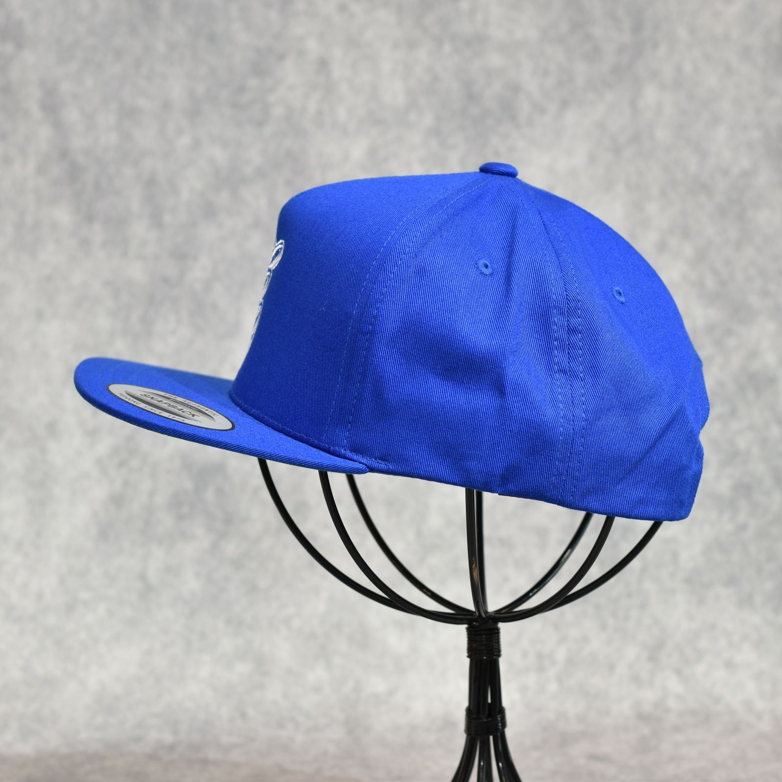 PINSTRIPE EMBROIDERY CAP (ROYAL)｜ピンストライプ ロゴ刺繍 ベースボールキャップ｜CR-26SS010