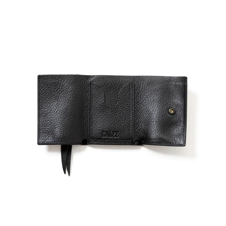 CALEE - PLANE LEATHER MULTI WALLET ＜STUDS CHARM＞ (BLACK 