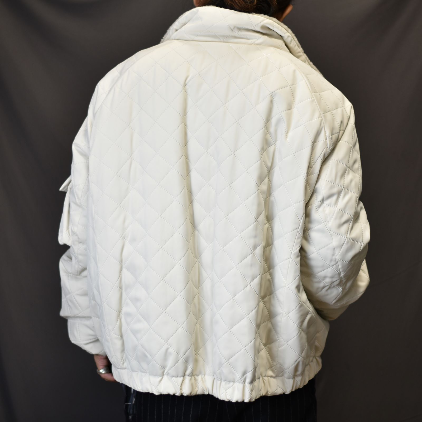 リバーシブルハイネックブルゾン / LB23AW-BL03-PSK (IVORY)