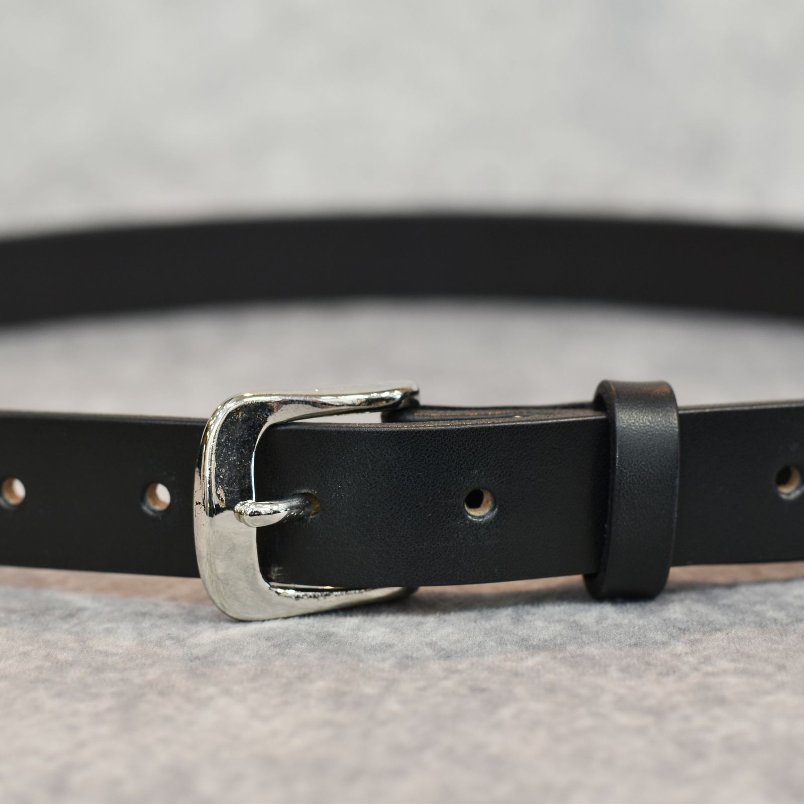 PLANE LEATHER NARROW BELT (BLACK)｜プレーン レザー ナロー ロングベルト｜CL-25AW021LE