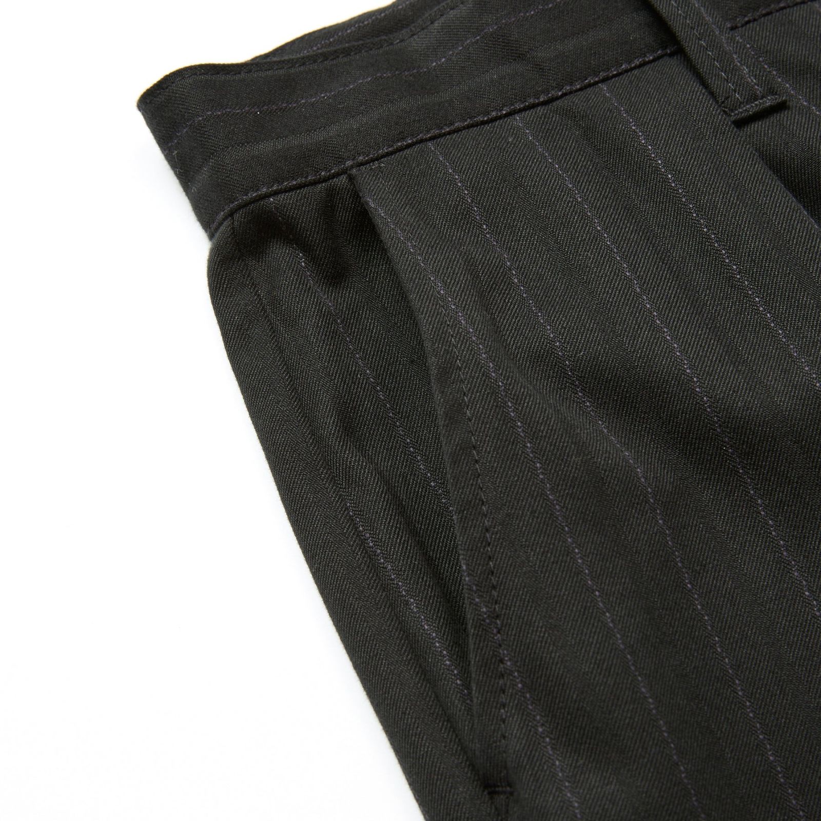 PINSTRIPE TUCK WIDE SLACKS (BLACK)｜ピンストライプタックワイドスラックス｜CL-25AW022