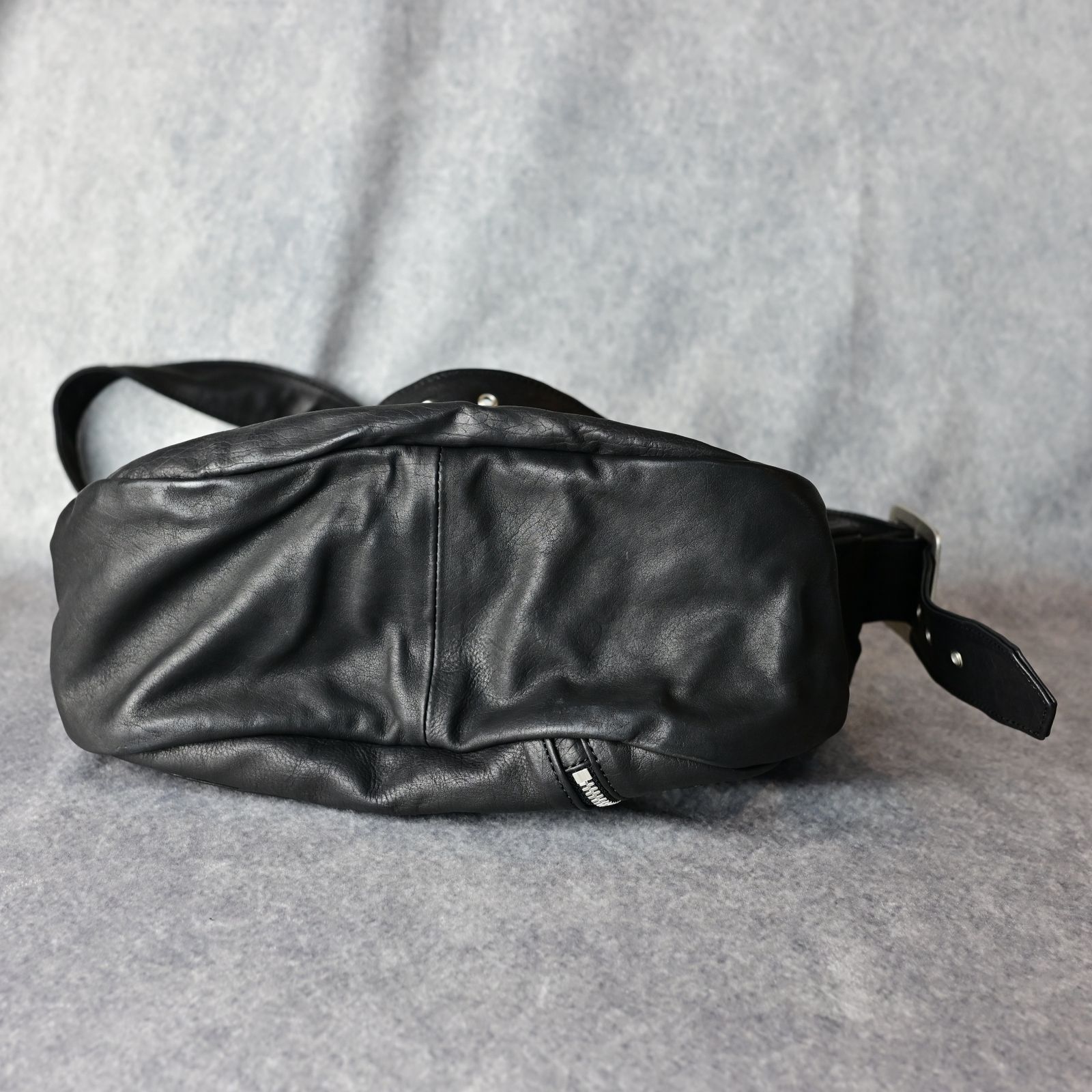 ジャパン カーフ タンニン鞣し 製品洗い加工 ショルダーバッグ (BLACK / ブラック) / 254-04