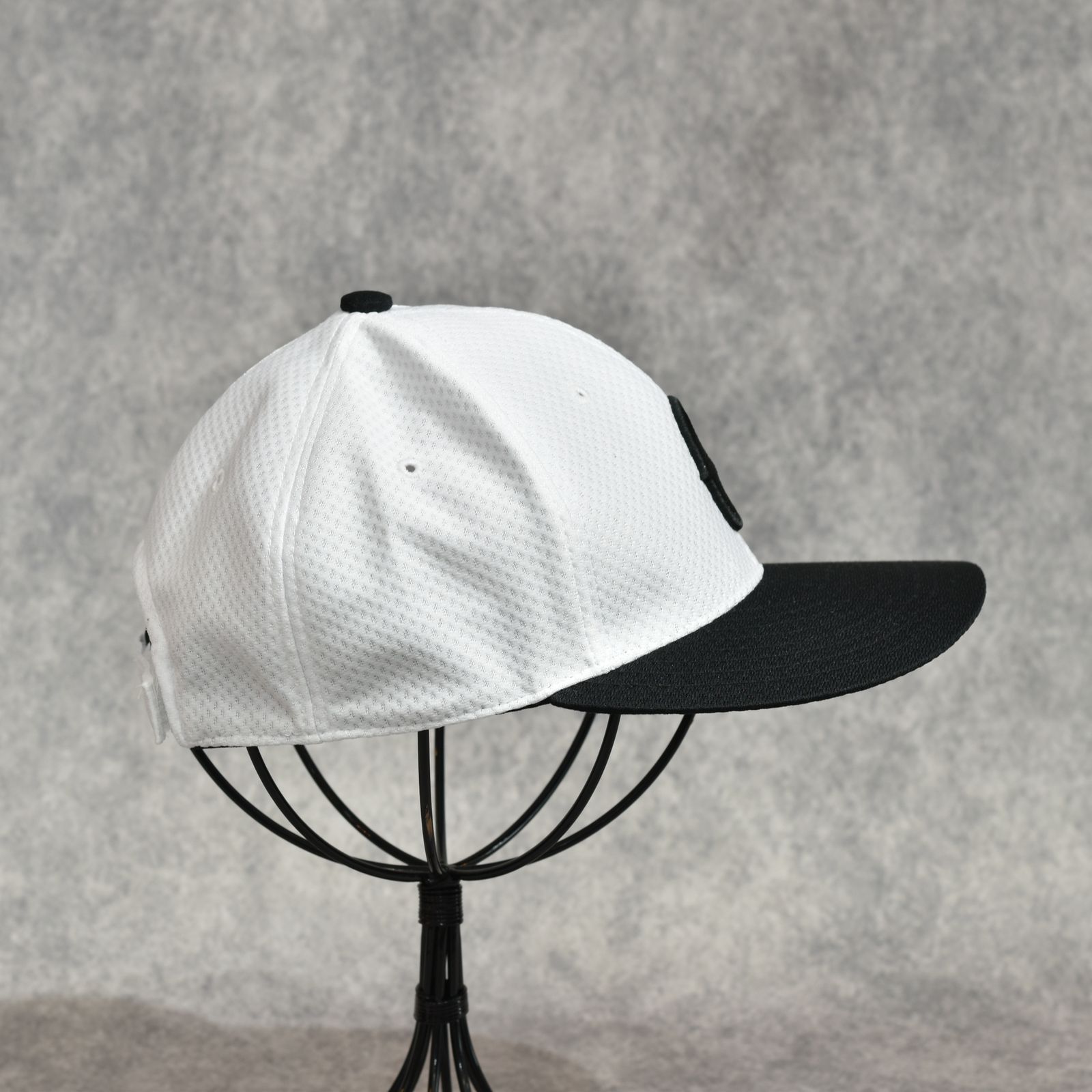 C LOGO REPLICA CAP (BLACK / WHITE)｜メッシュ ベースボールキャップ｜CL-26SS046