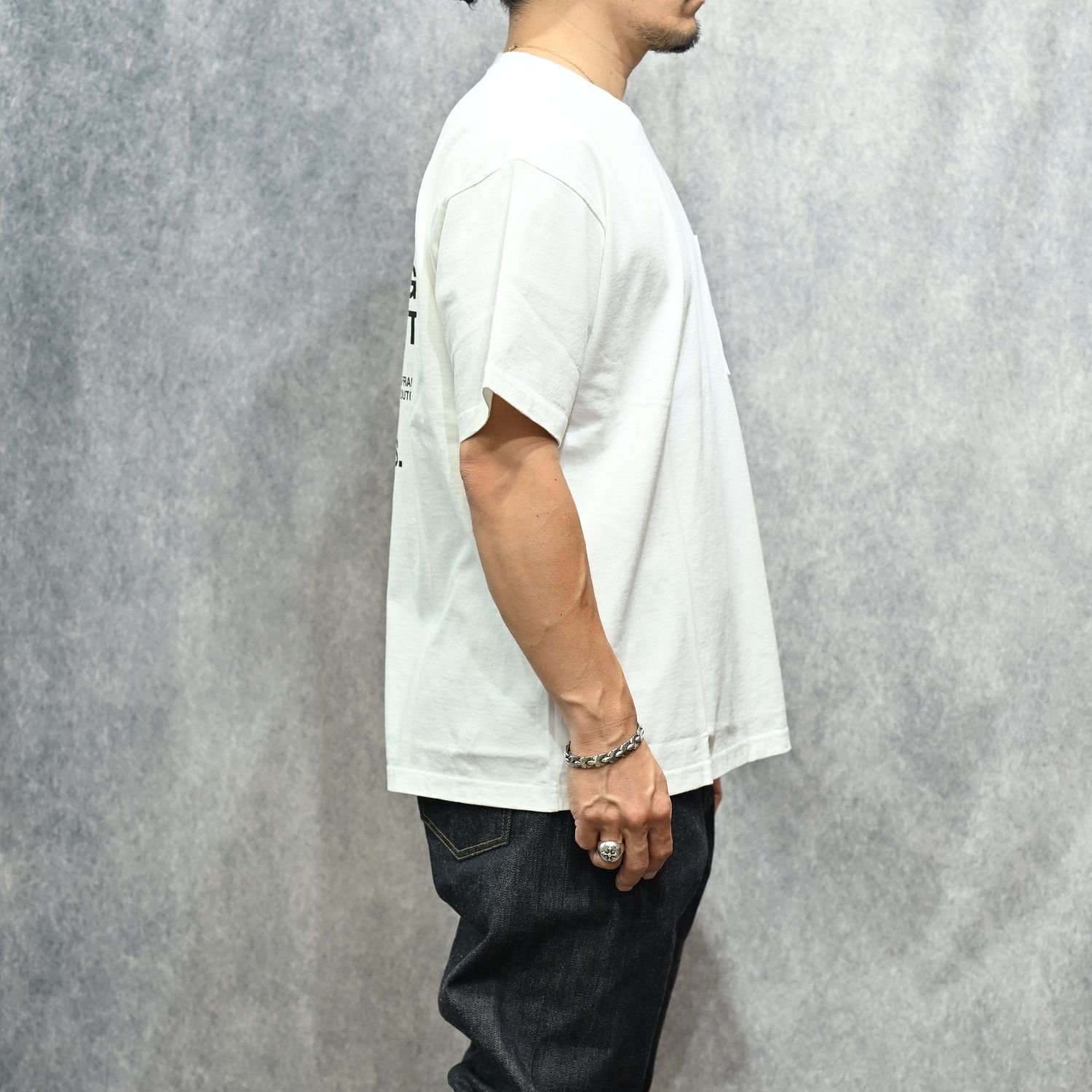 FASHION IS LANGUAGE TEE （WHT） プリント Tシャツ （ホワイト）｜MDFBF08401