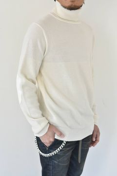 ウールカシミア タートルネックニット