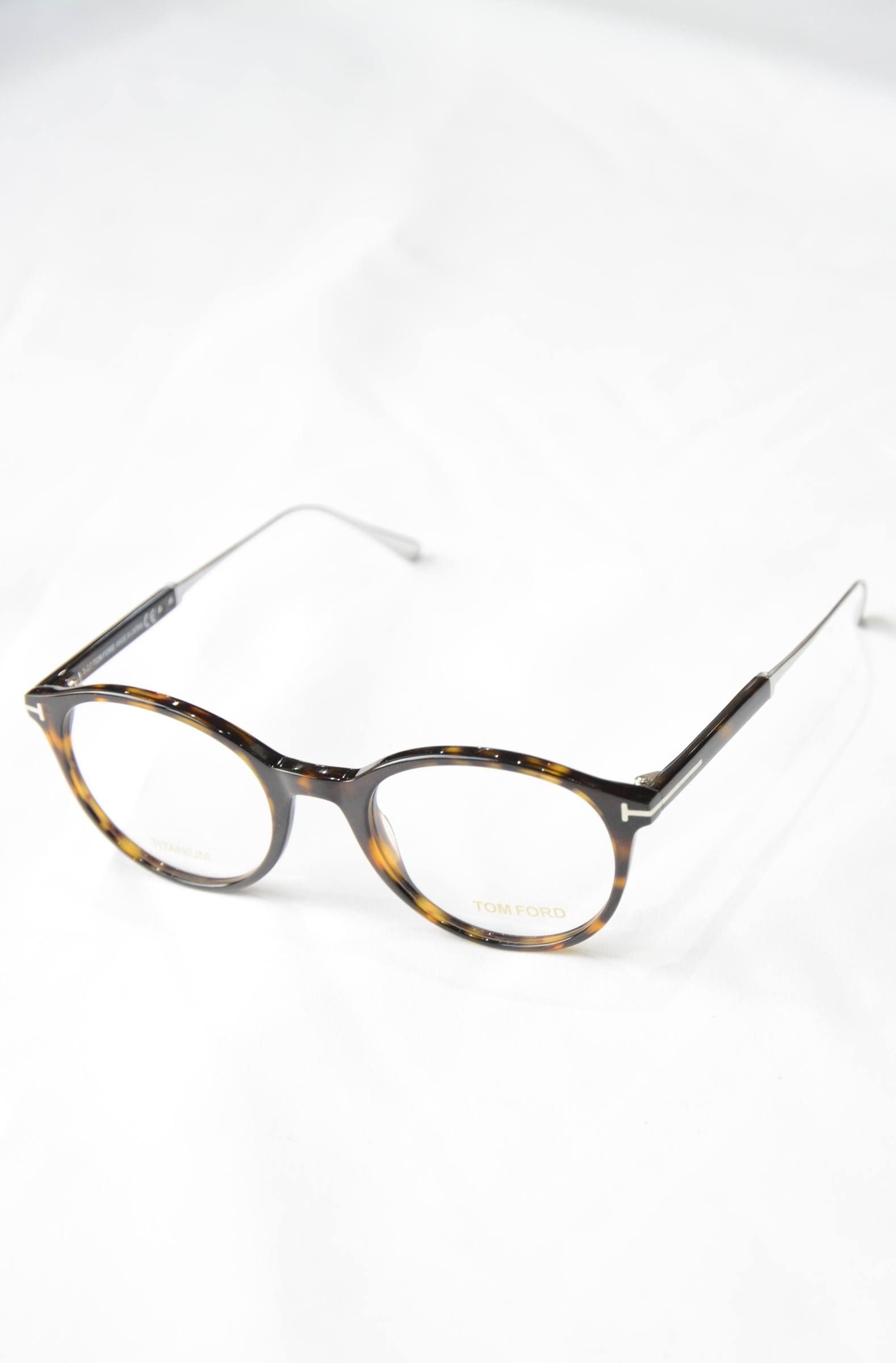 TOM FORD EYEWEAR - FT5485 / 052 | chord online store