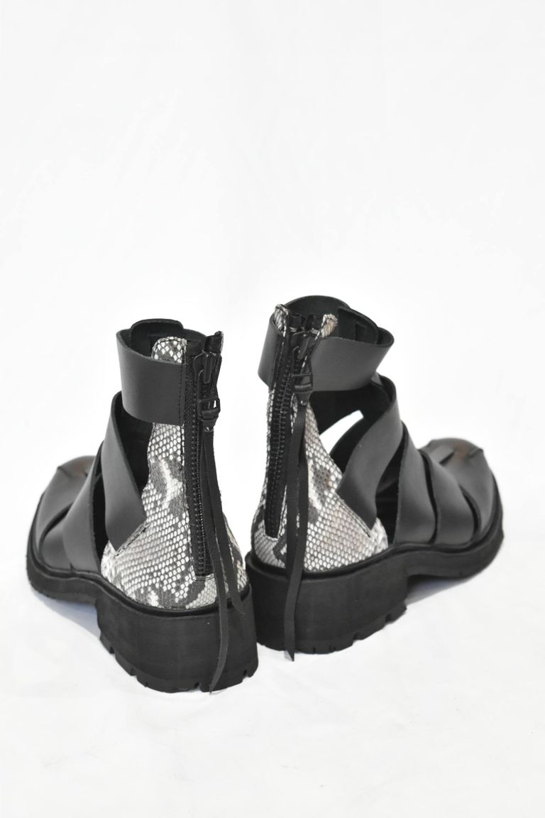 KMRii - chord別注 | Black Metal Sandal 08 / CH | chord online store