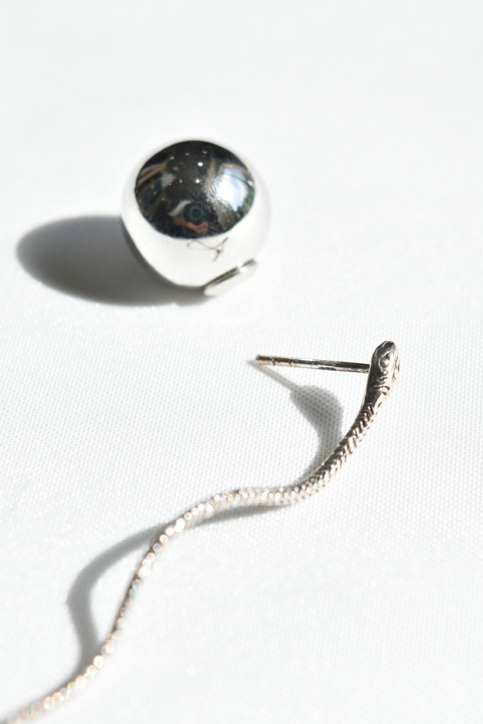 GLOVE PIERCE/B | グローブ ピアス/B