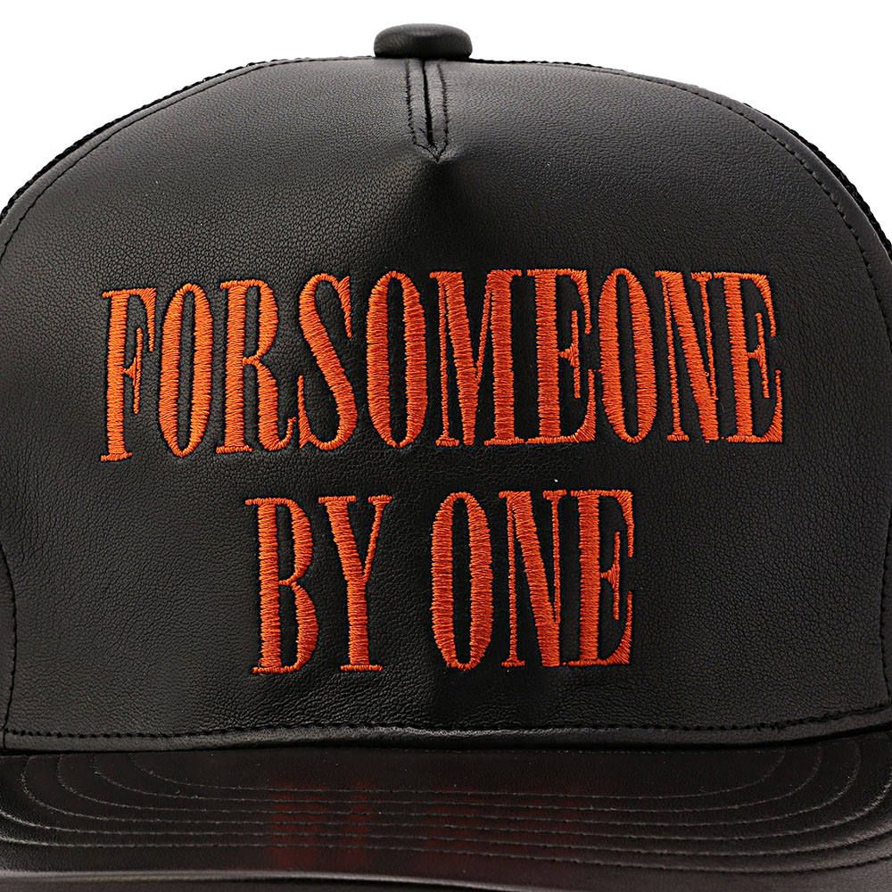 FORSOMEONE - LEATHER MESH CAP (BK/OR) | chord online store