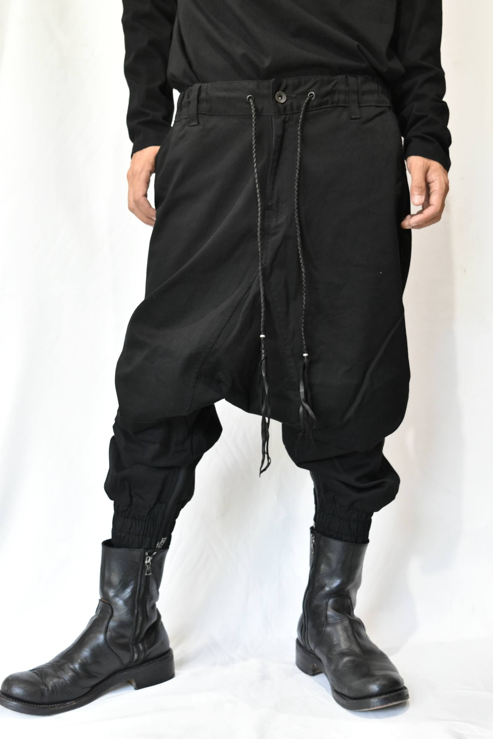 KMRii - Stretch Twill Triangle Pants | chord online store