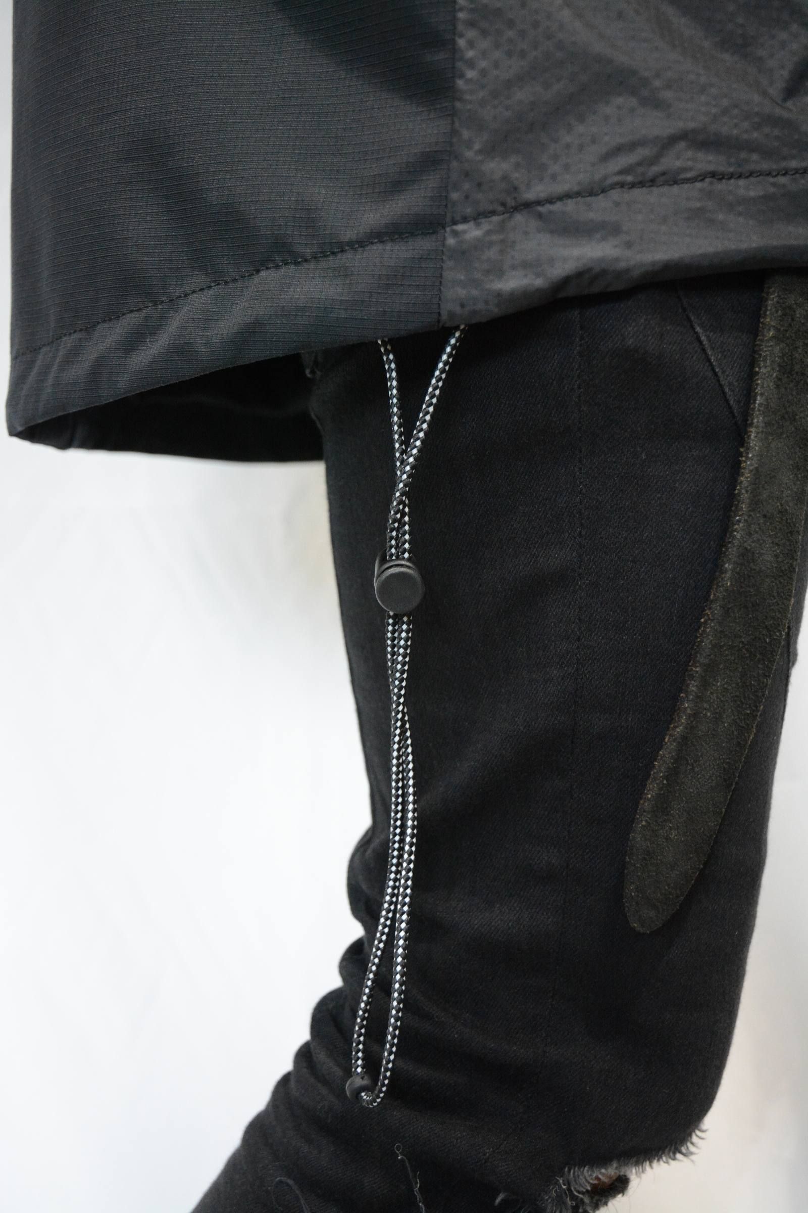 DOCKING MOUNTAIN JACKET (BLACK)