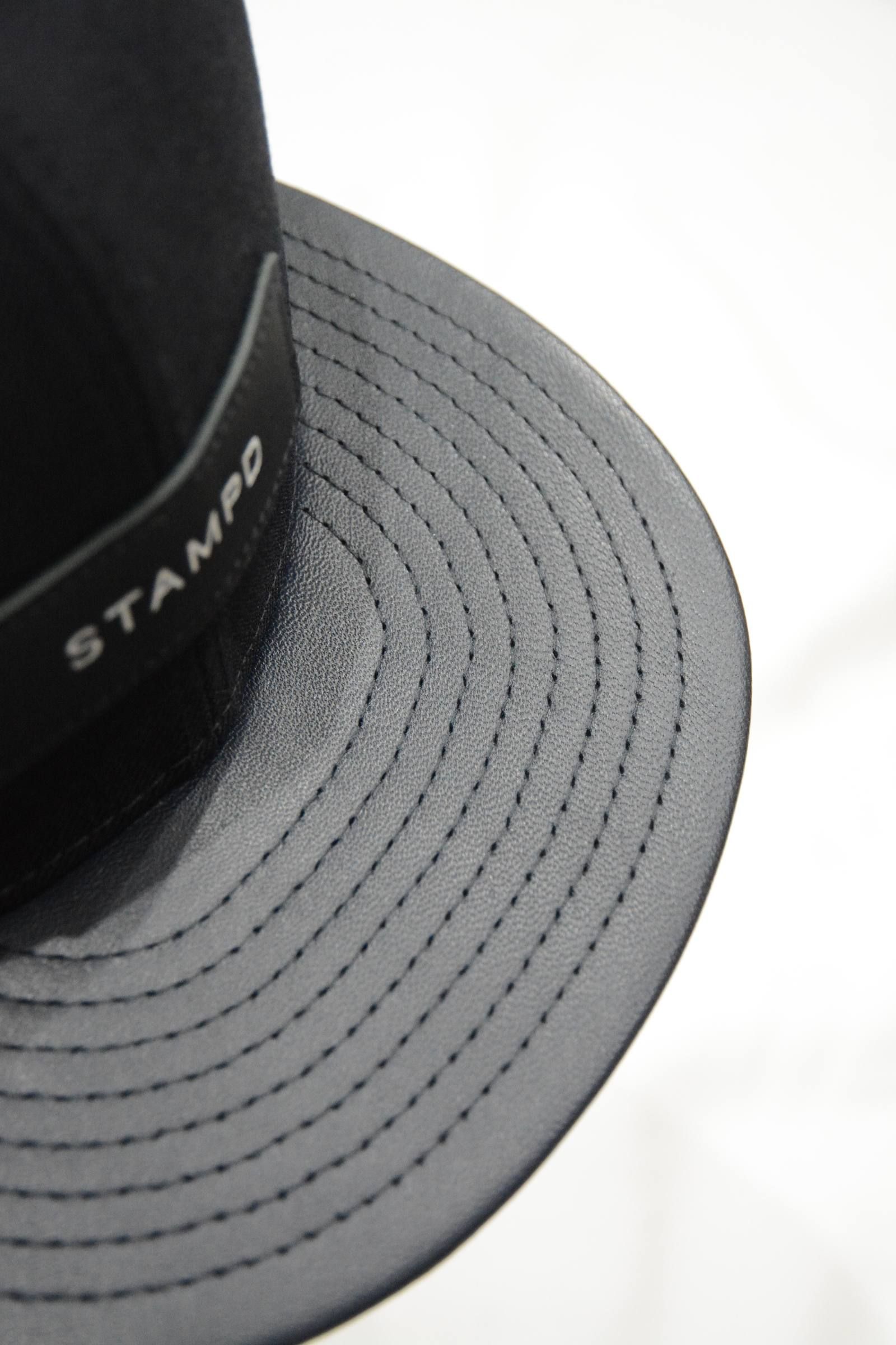 New Era 6 Panel Leather Brim