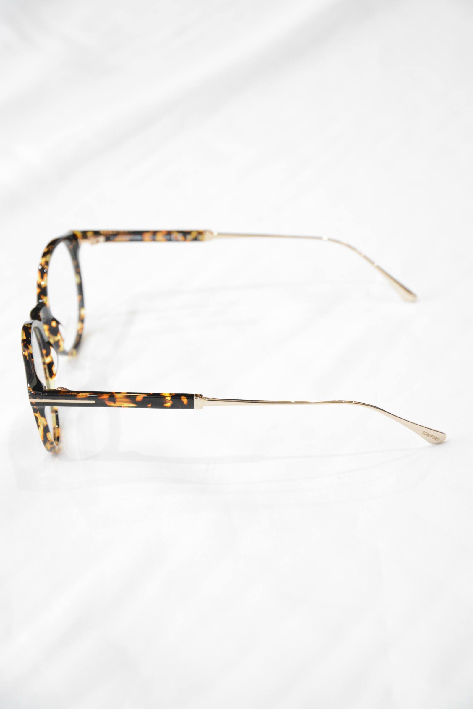 TOM FORD EYEWEAR - TF5485 | chord online store