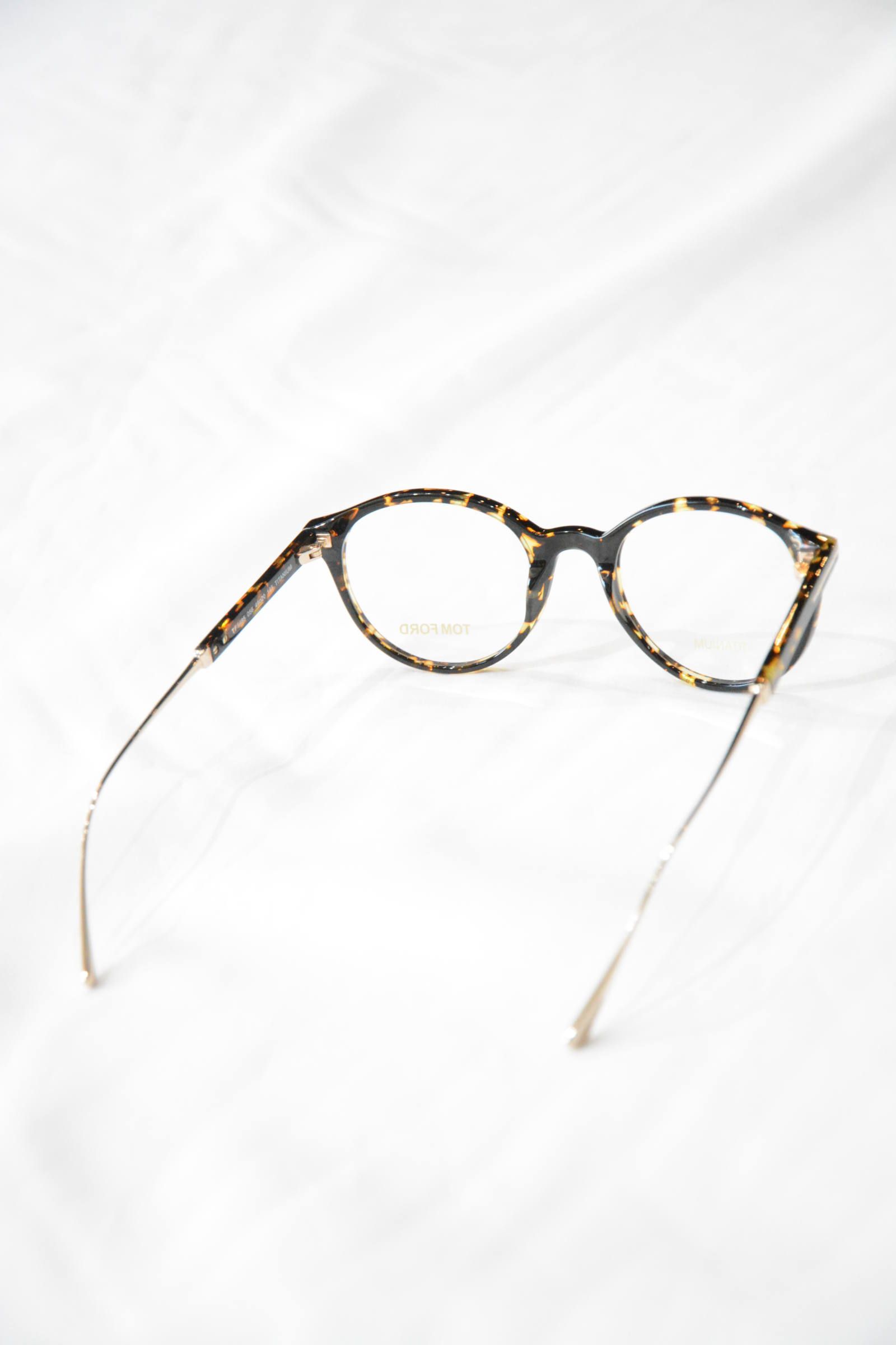 TOM FORD EYEWEAR - TF5485 | chord online store