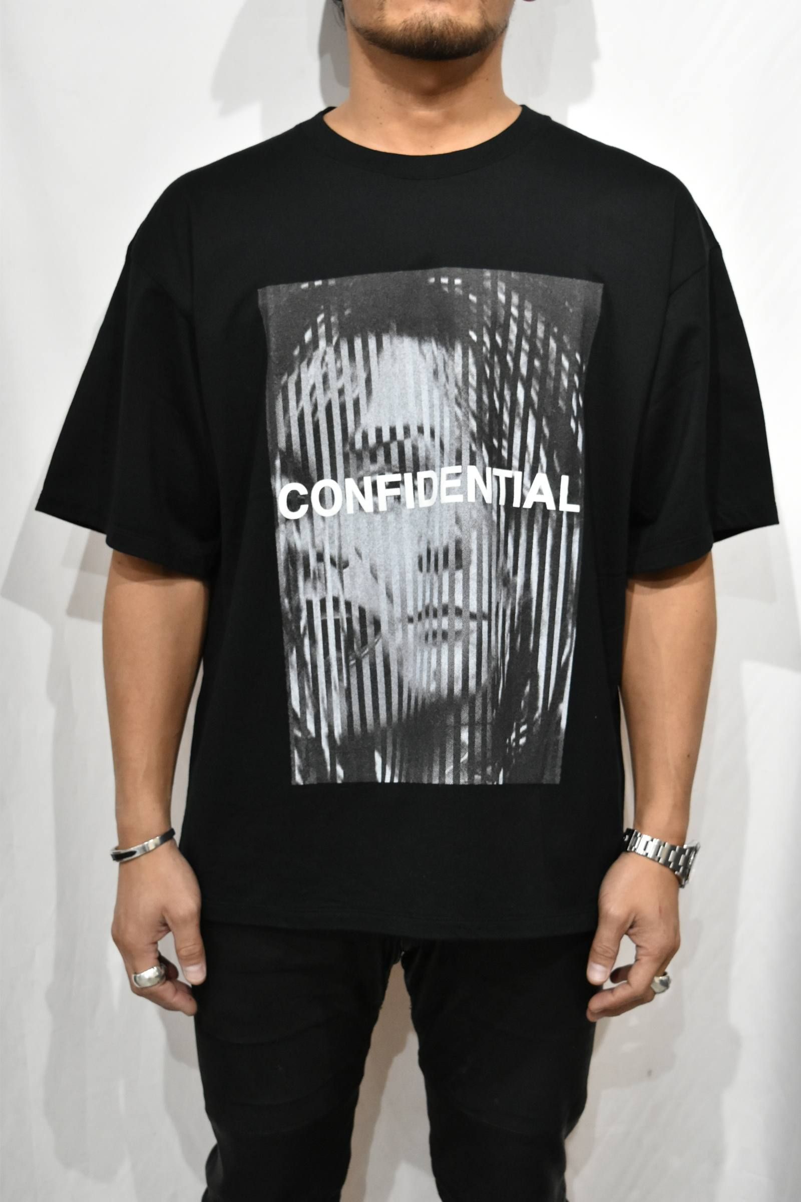 ”TWOFACE TEE