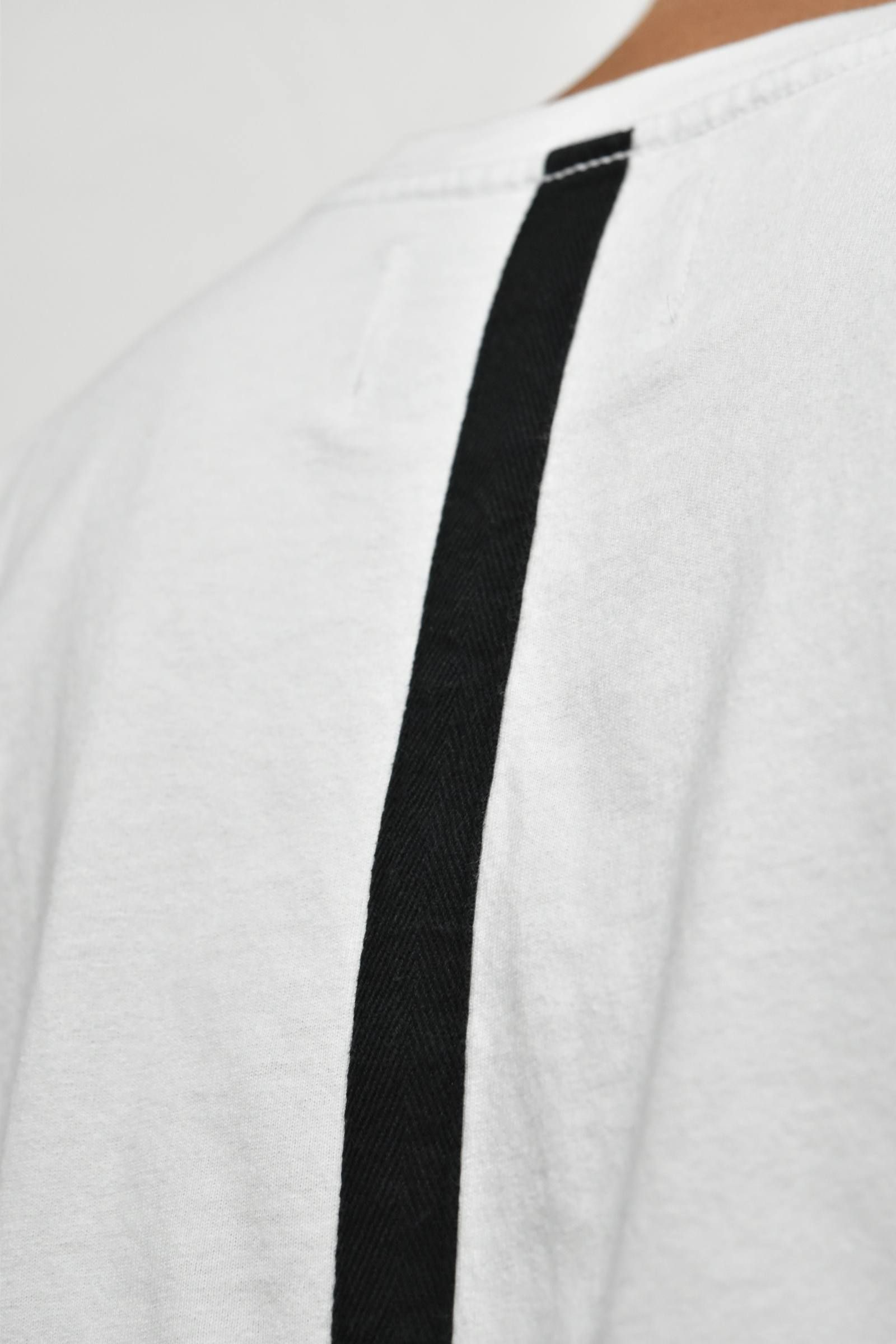 Axiom Tee